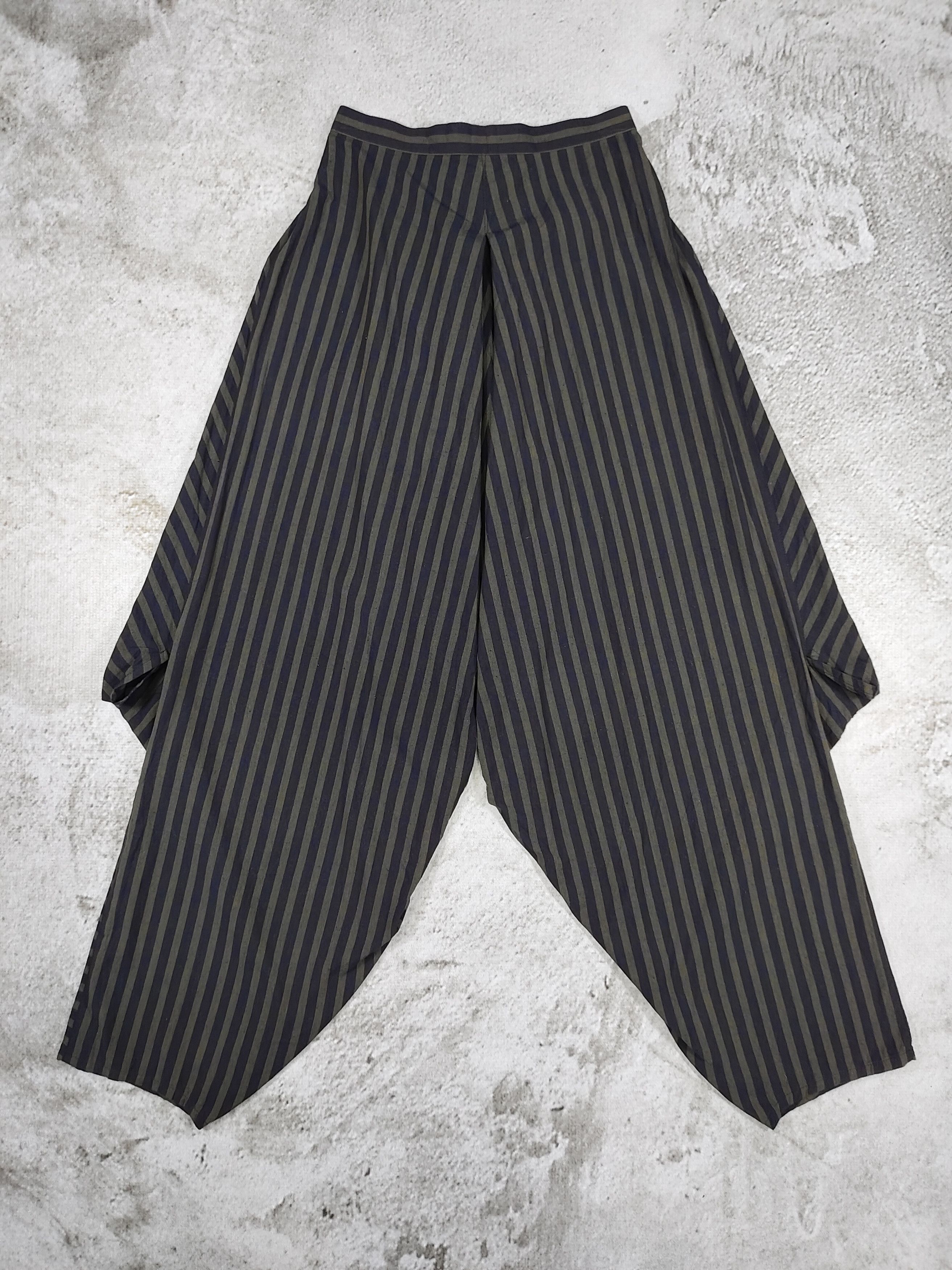 Issey Miyake 80s Issey Miyake- Archived Runway Sculptural Hakama Samurai Size US 28 / EU 44 - 5 Thumbnail