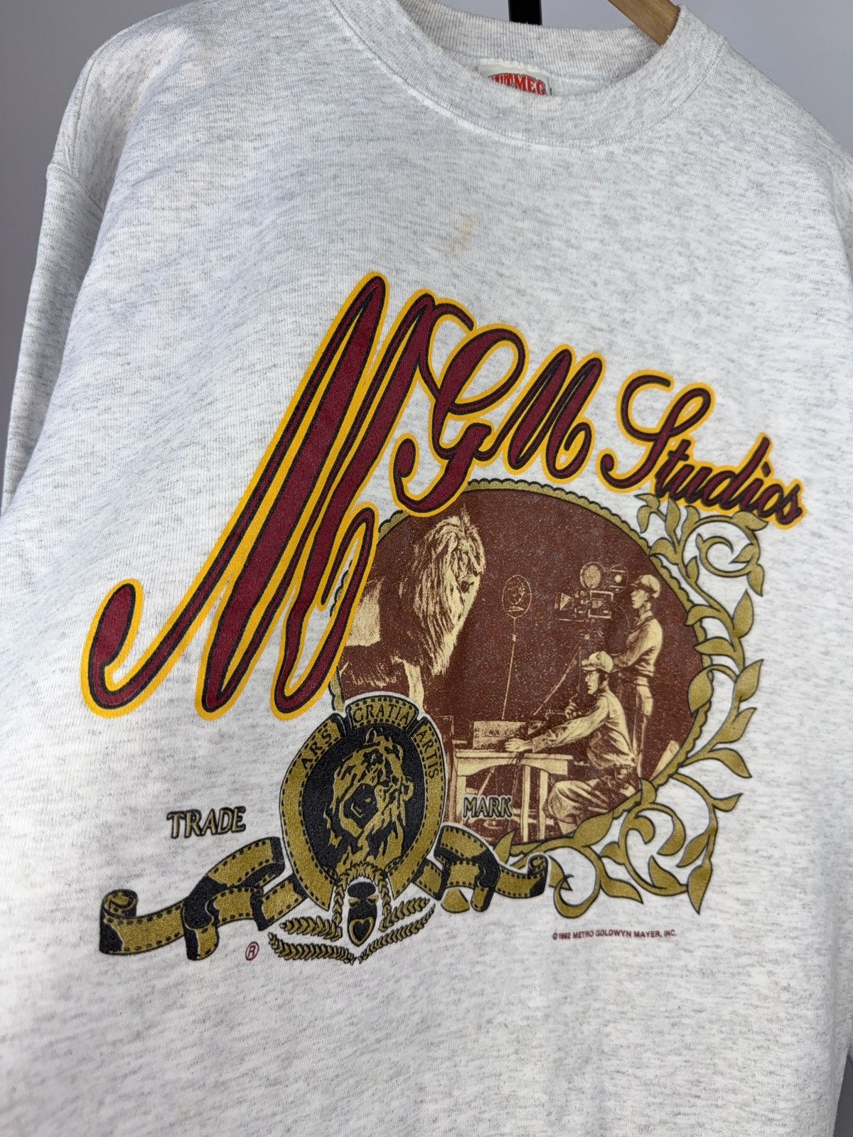 Nutmeg × Vintage Vintage 90s MGM Studios Big Logo Graphic Promo 1992 Shirt XL Size US L / EU 52-54 / 3 - 2 Thumbnail