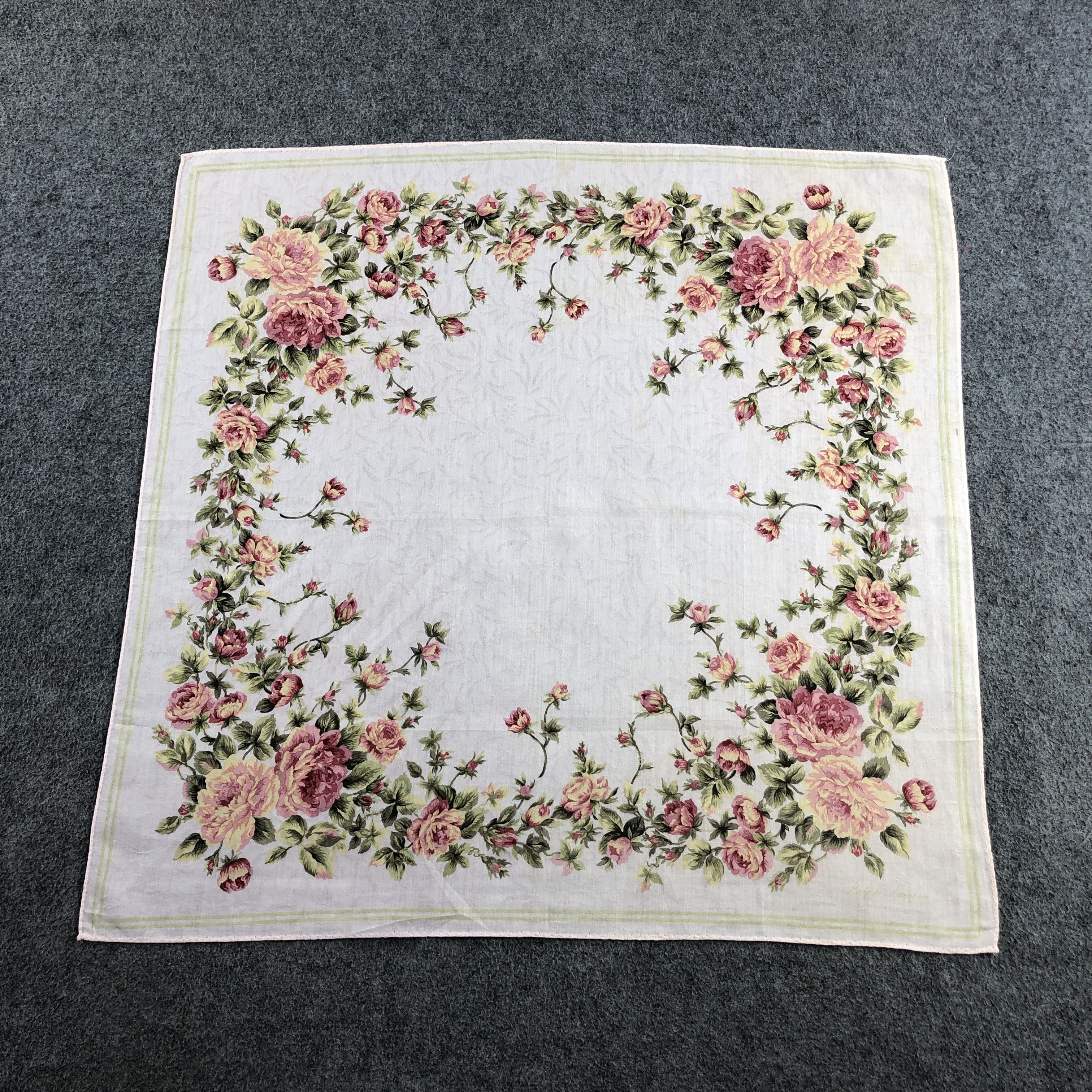 Ralph Lauren Ralph Lauren Floral Handkerchief Neckerchief Bandana H2779 Size ONE SIZE - 1 Thumbnail