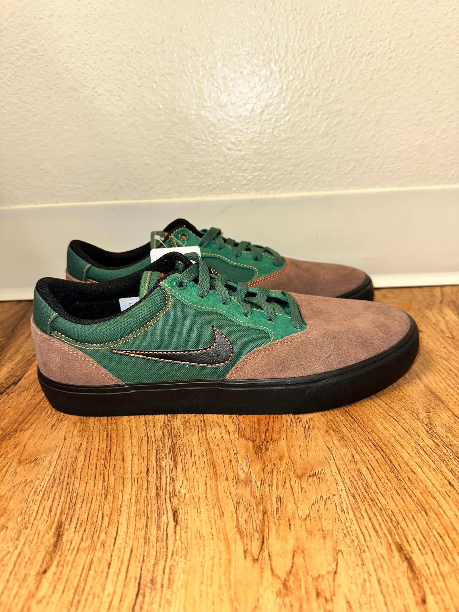 Nike Nike Chron 2 SB Light Chocolate Noble Green Sample Size US 9 / EU 42 - 1 Thumbnail