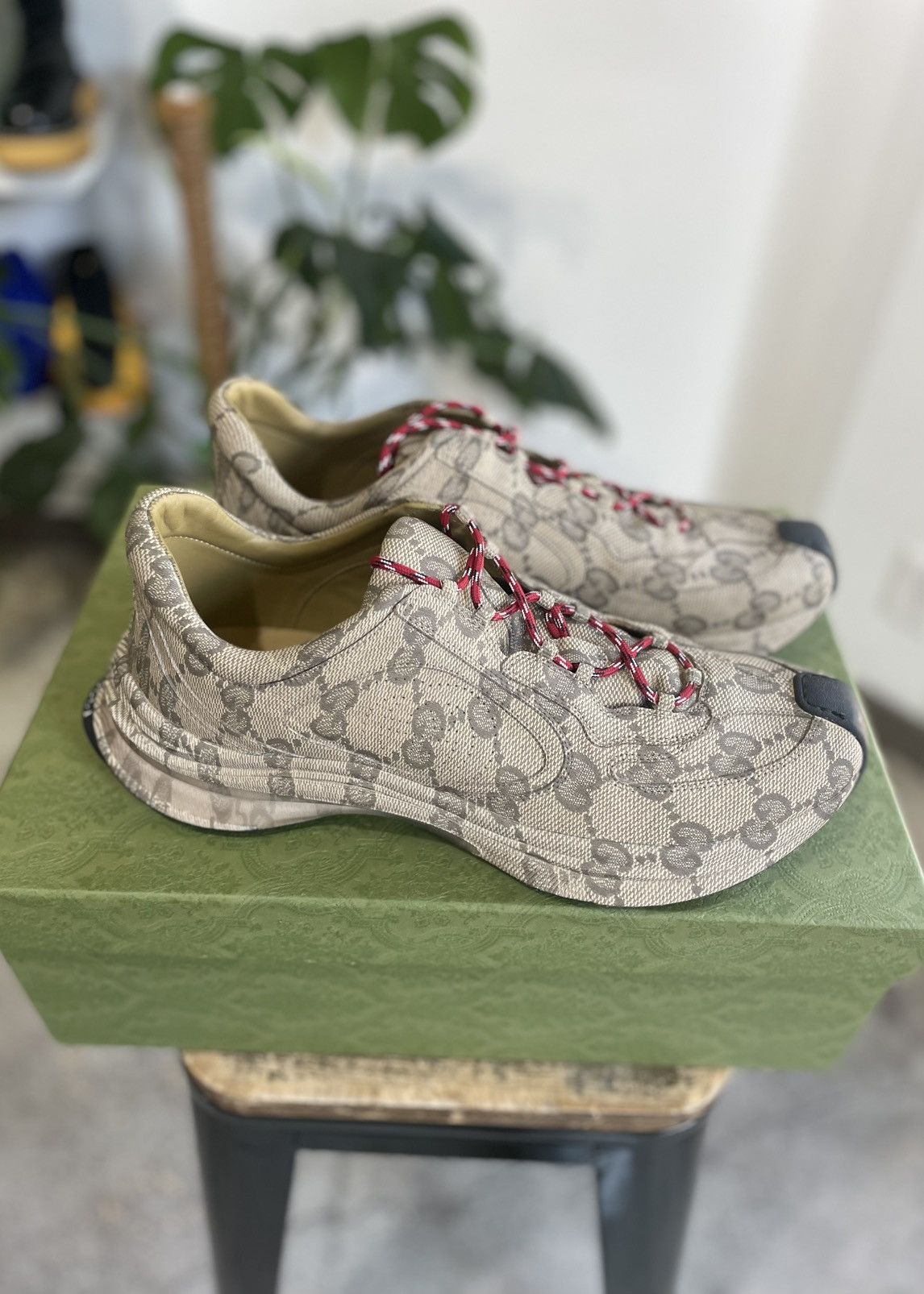Gucci Gucci Run Sneaker 'Beige Ebony Monogram' Size US 13 / EU 46 - 3 Thumbnail
