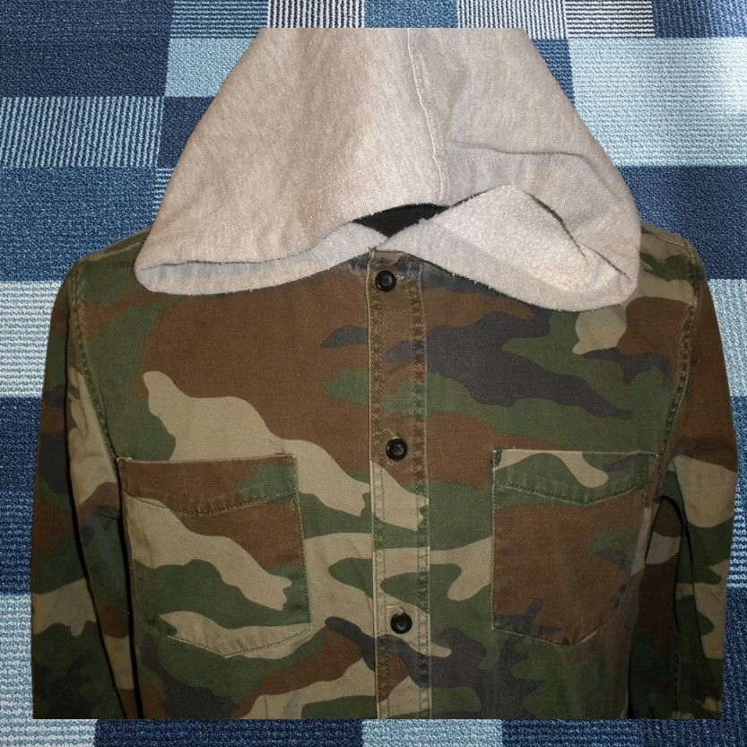 Pacsun VINTAGE PacSun Men’s M Hooded Buttoned Camouflage Long Sleeve Shirt Size US M / EU 48-50 / 2 - 1 Thumbnail
