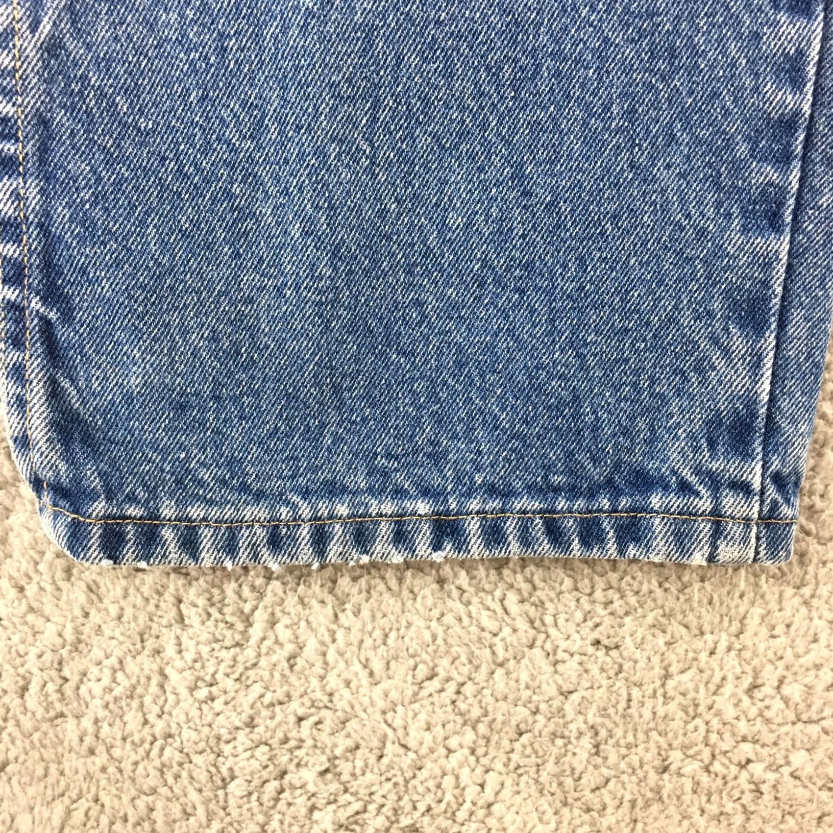 Wrangler Wrangler Rugged Wear Straight Jeans Mens 40x30 Blue Light Wash Denim Zip Fly Size US 40 / EU 56 - 6 Thumbnail