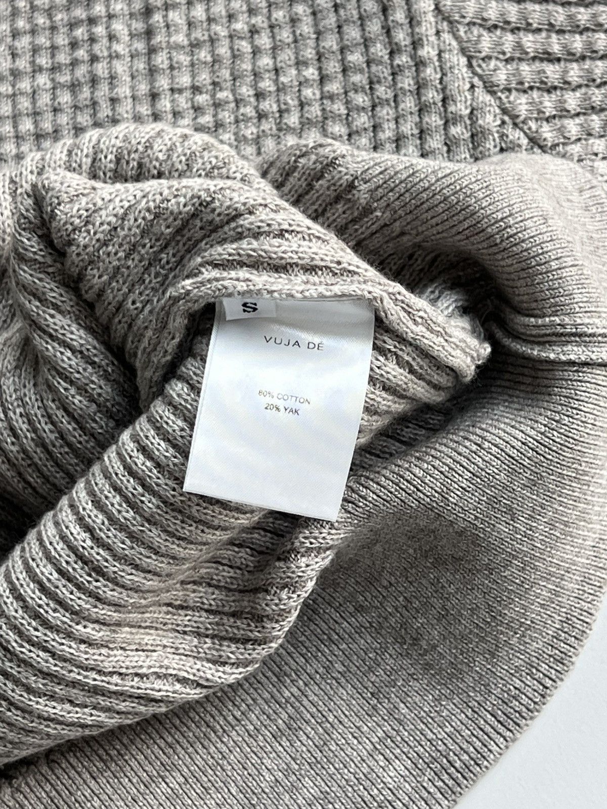 Vuja De Vuja De Relaxed Waffle Knit Sweater in Cotton/Yak Size US S / EU 44-46 / 1 - 4 Thumbnail