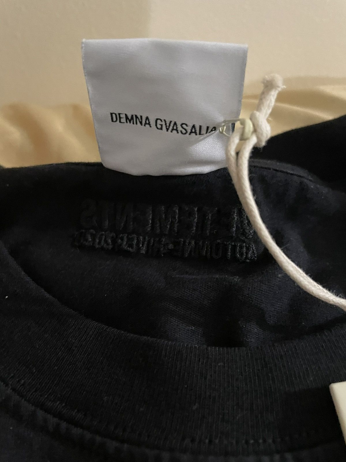 Vetements Vetements - Black Uranus Oversized Cotton Jersey T-Shirt Size US L / EU 52-54 / 3 - 7 Thumbnail