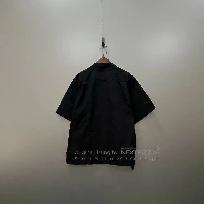 Other Prada Black Short Sleeve Shirt with Floral Print. Size US M / EU 48-50 / 2 - 3 Thumbnail