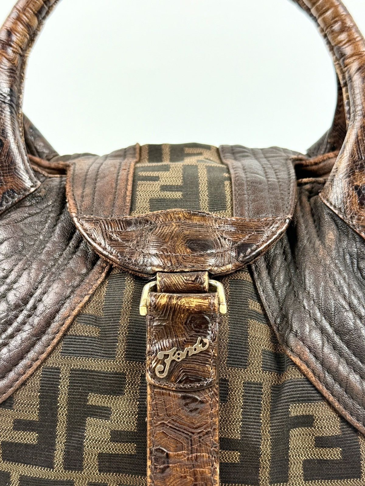 Fendi Fendi - 2000’s - Tortoise - FF - Tabacco - Zucca - Small Spy Size ONE SIZE - 5 Thumbnail