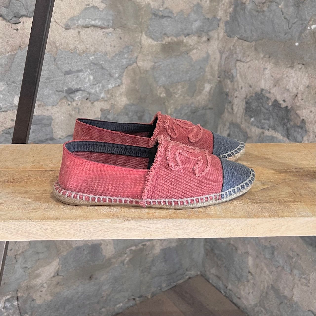 Chanel Chanel Pink Denim Cotton Espadrilles Size US 10 / IT 40 - 2 Thumbnail