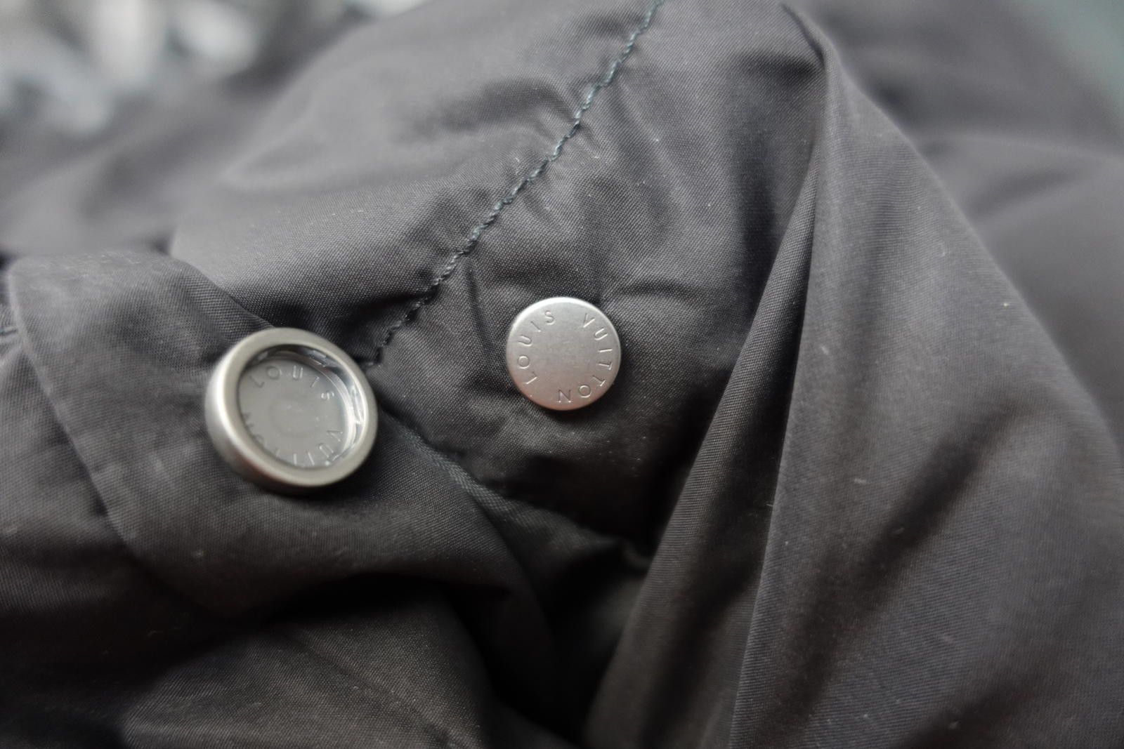 Louis Vuitton Louis Vuitton Monogram Leather Top Puffer Jacket in Black Size US M / EU 48-50 / 2 - 4 Thumbnail