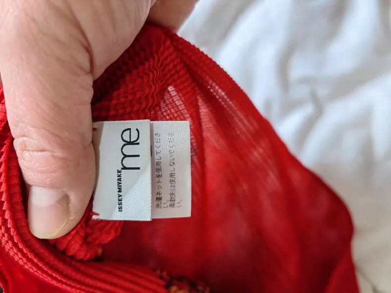 Issey Miyake issey miyake size:one size Red pleated coat Size XS / US 0-2 / IT 36-38 - 2 Thumbnail