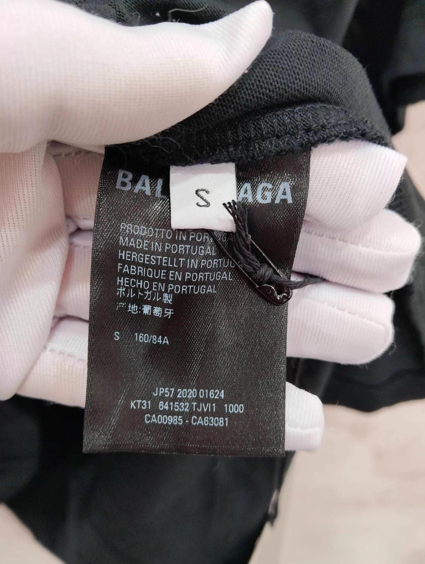 Balenciaga Balenciaga LoveBear Logo Print Short Sleeve T-Shirt S Size S / US 4 / IT 40 - 5 Thumbnail