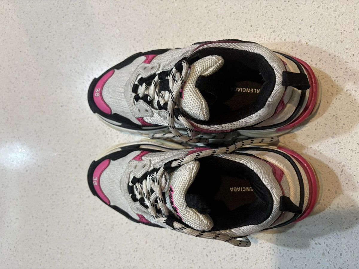 Balenciaga Balenciaga Track Sneaker size us 6 Size US 6 / IT 36 - 3 Thumbnail