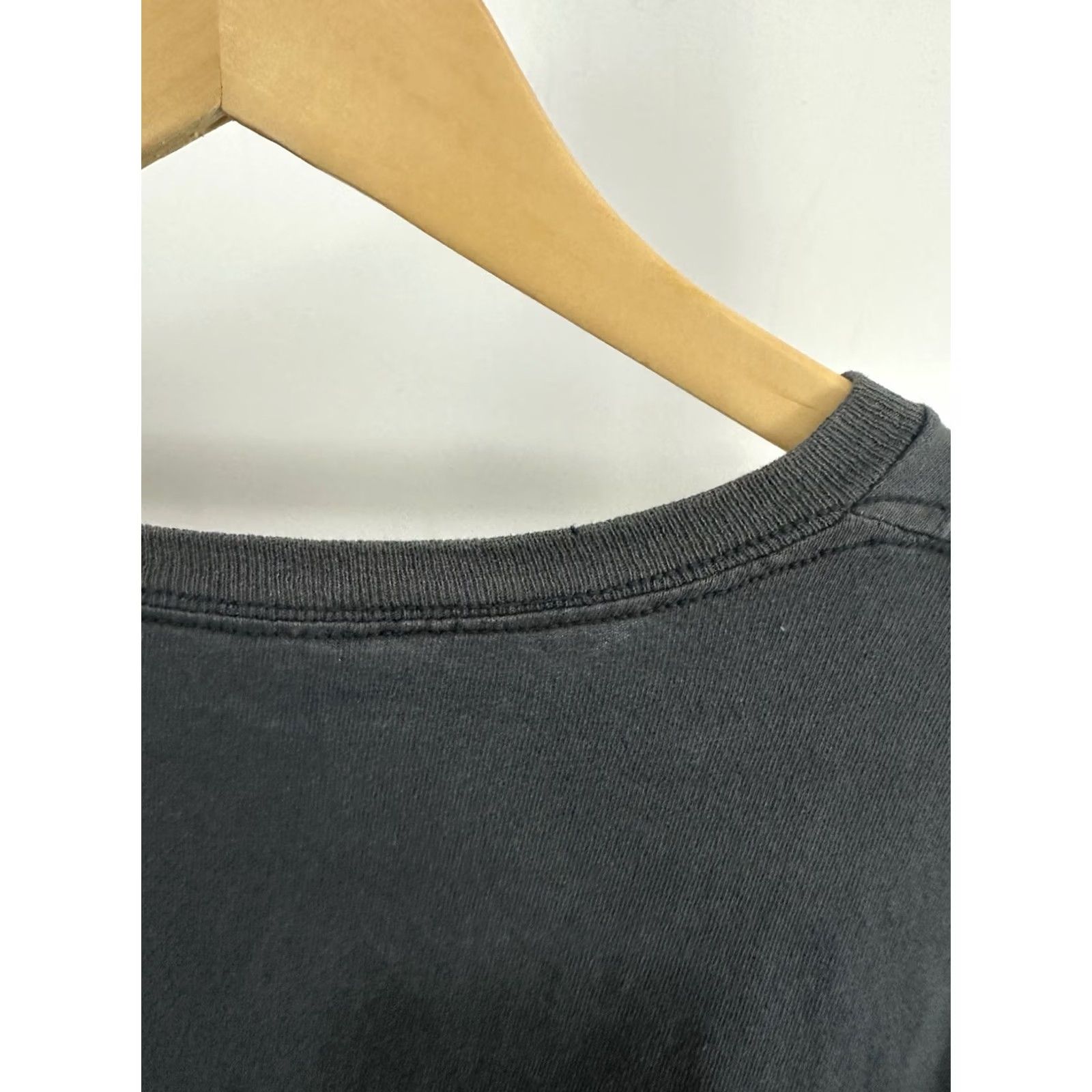 Delta VTG Evil Dead 2 Groovy Horror Faded Thrashed T-Shirt 2XL Black Mens Shirt Distressed Death 1980s 90s Dodgers? Size US XXL / EU 58 / 5 - 5 Thumbnail