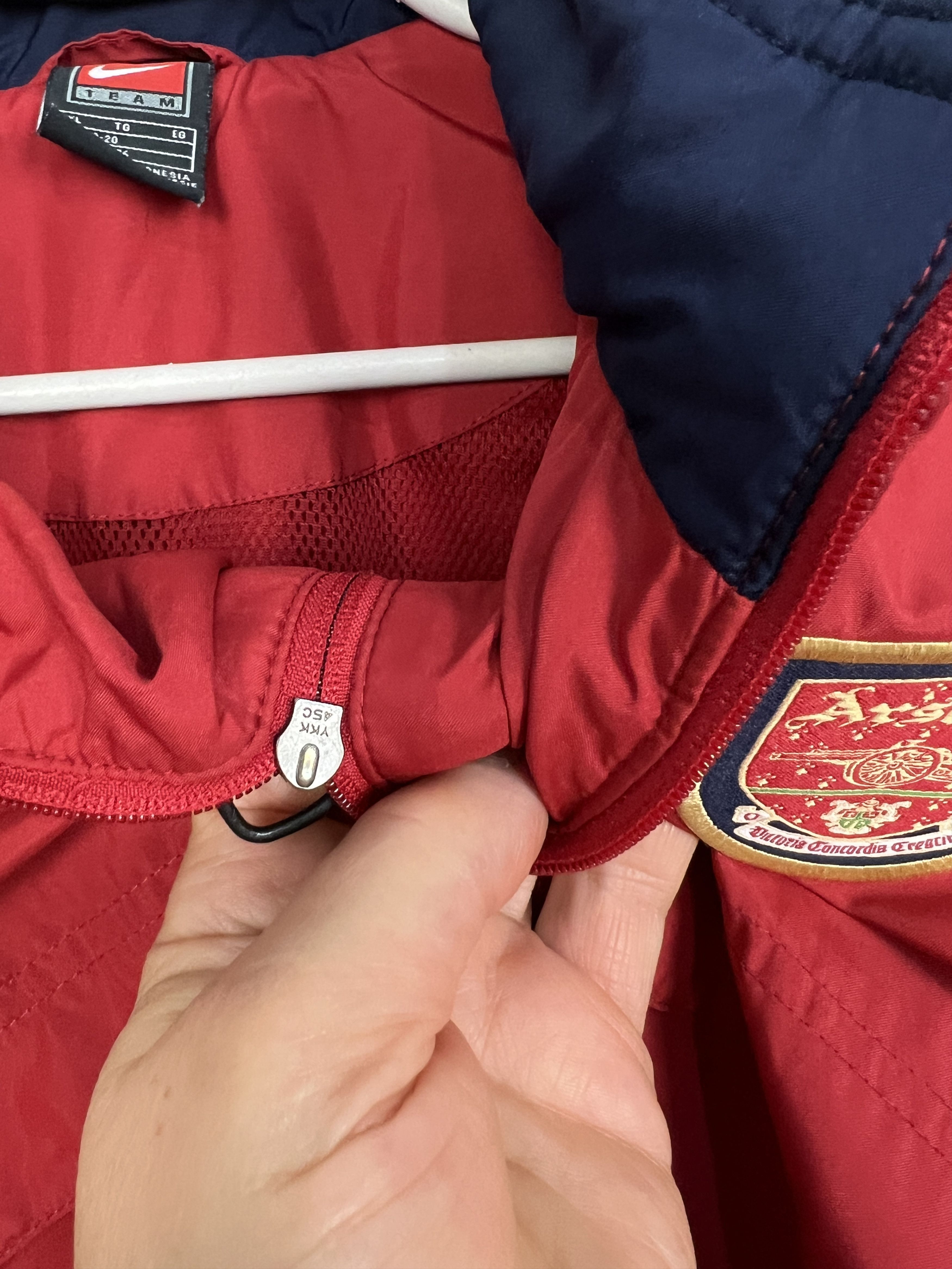 Nike Vintage Arsenal Football Train Jacket Soccer Windbreaker Size US XS / EU 42 / 0 - 4 Thumbnail