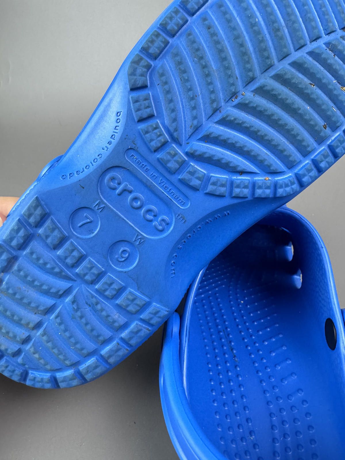 Crocs Classic Blue Crocs Clogs Size US 8 / EU 41 - 5 Thumbnail