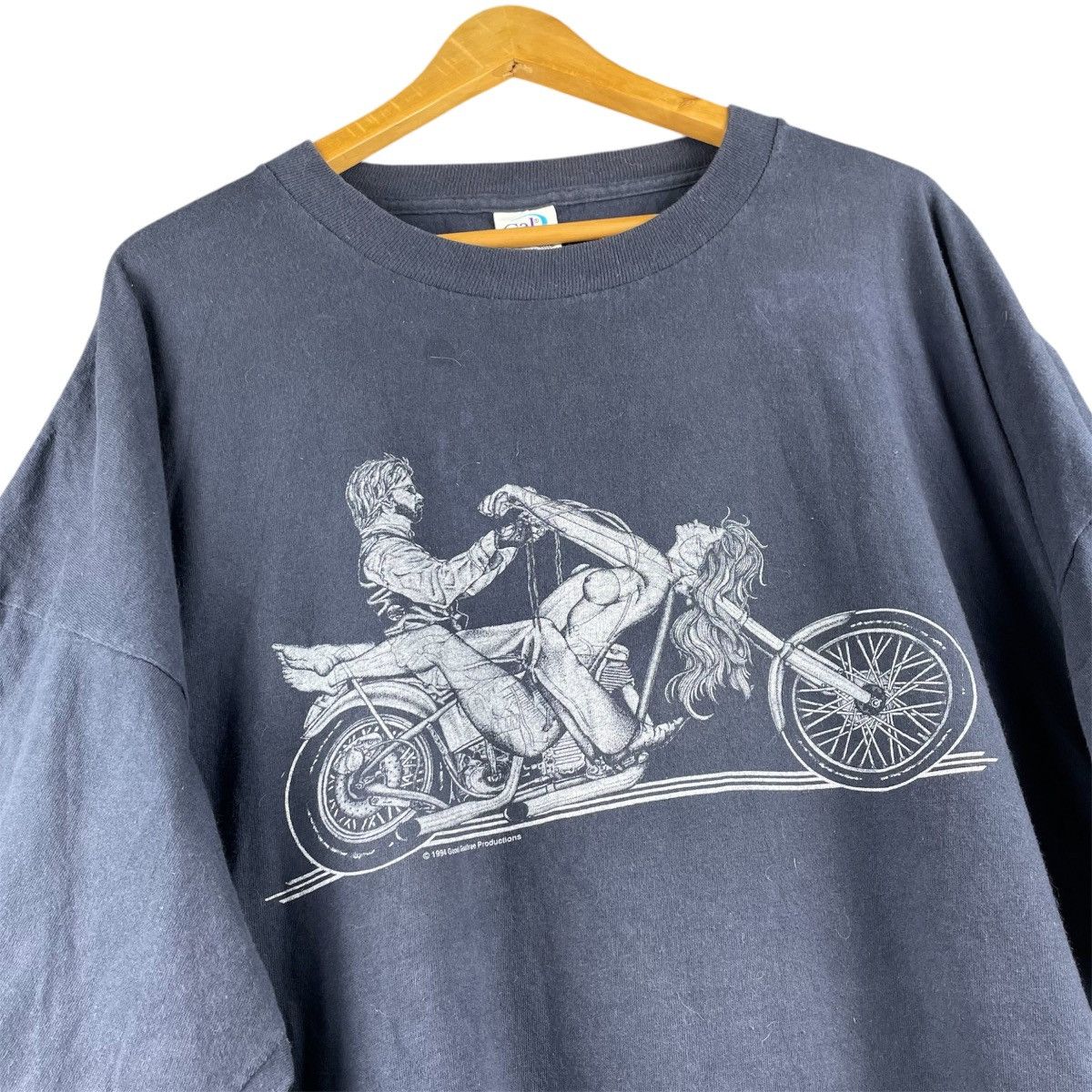 Vintage Vintage 90s Erotic Motorcycle Art T-Shirt XXXL Size US XXL / EU 58 / 5 - 14 Thumbnail