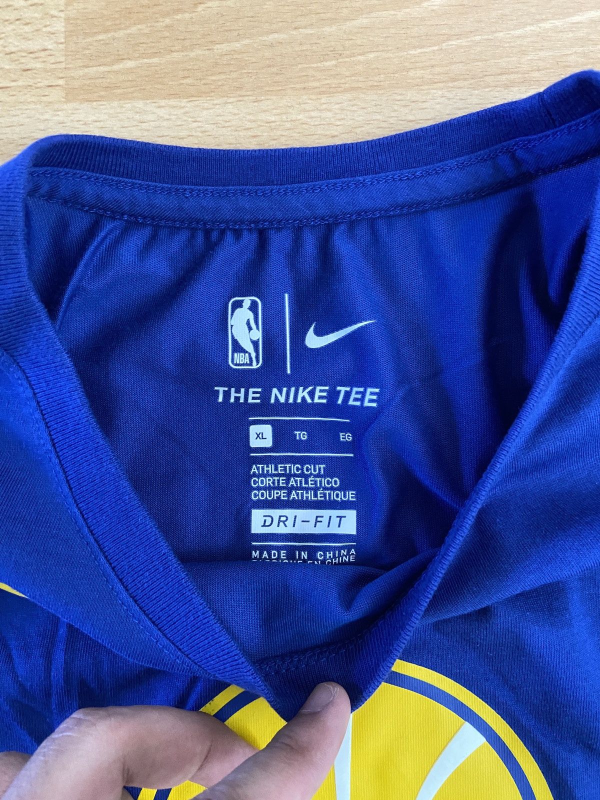 NBA × Nike Nike NBA Warriors T-Shirt Size US XL / EU 56 / 4 - 3 Thumbnail