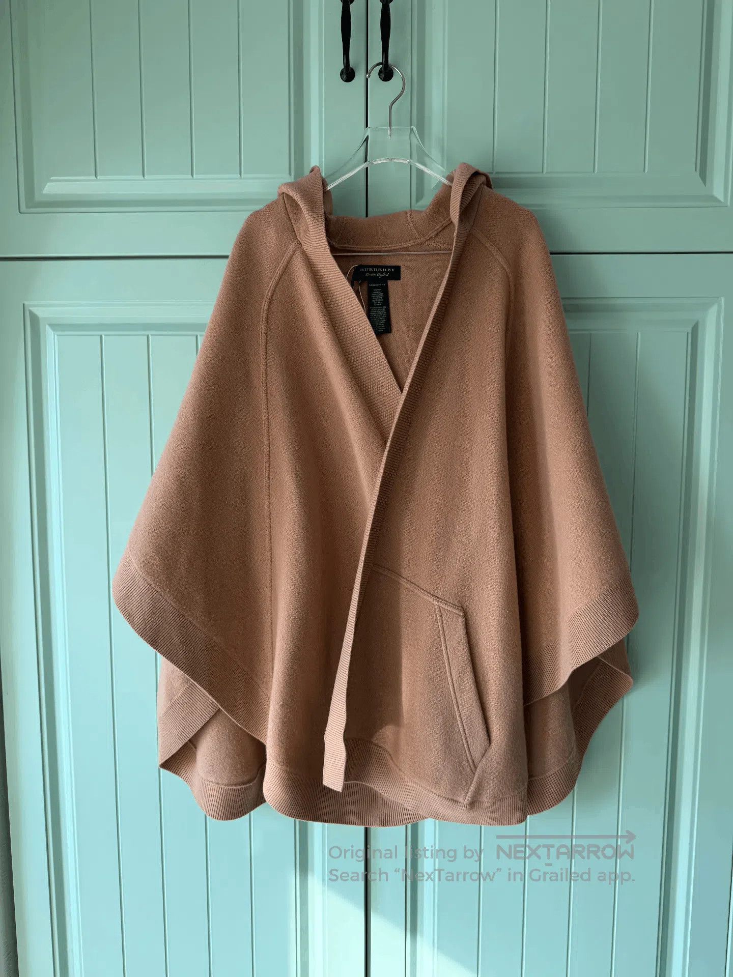Burberry Burberry Camel Hooded Cape Shawl. Size ONE SIZE - 1 Thumbnail