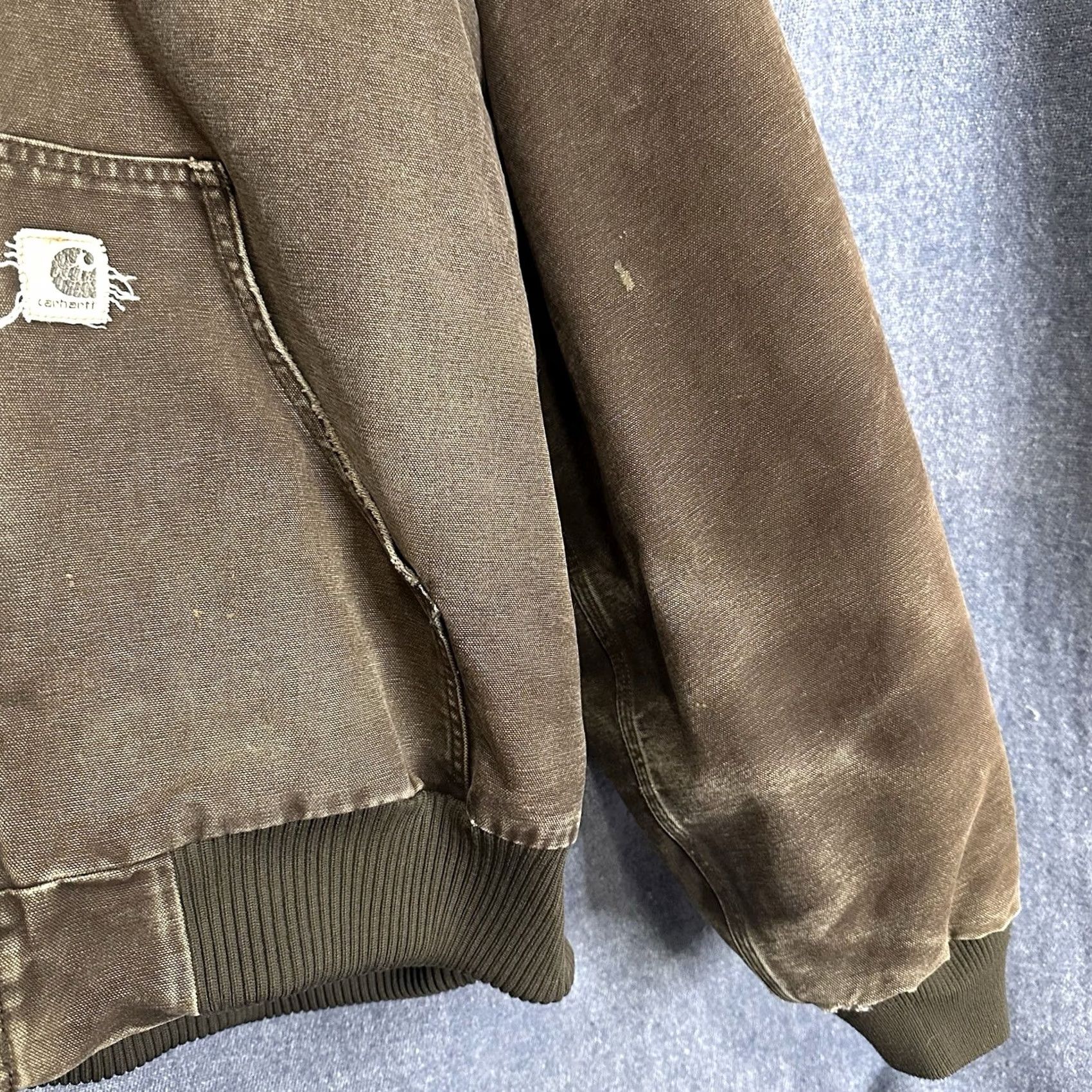 Carhartt VINTAGE Carhartt J130 DKB Quilted Duck Canvas Hooded Jacket Dark Brown Regular 2XL Hooded, Lined, Pockets, Full Zip, Workwear Mens Size US XXL / EU 58 / 5 - 3 Thumbnail