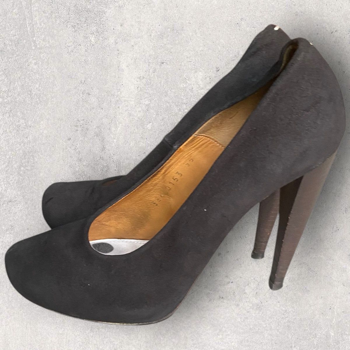 Maison Margiela Margiela Black Suede Pump Size US 6 / IT 36 - 1 Thumbnail