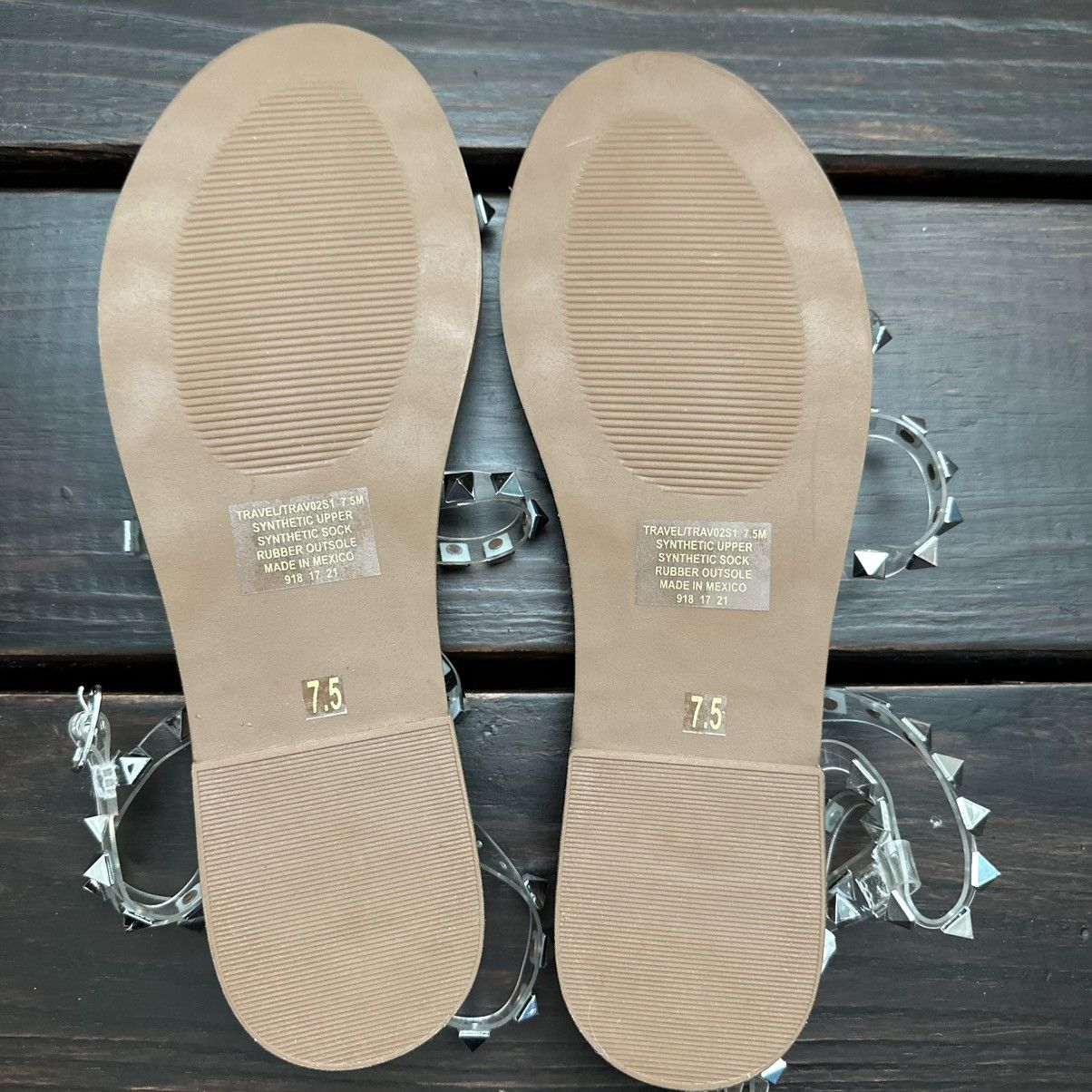 Steve Madden Steve Madden Travel Sandal Sz 7.5 NEW Stud Clear Ankle Strap Size US 7.5 / IT 37.5 - 5 Thumbnail