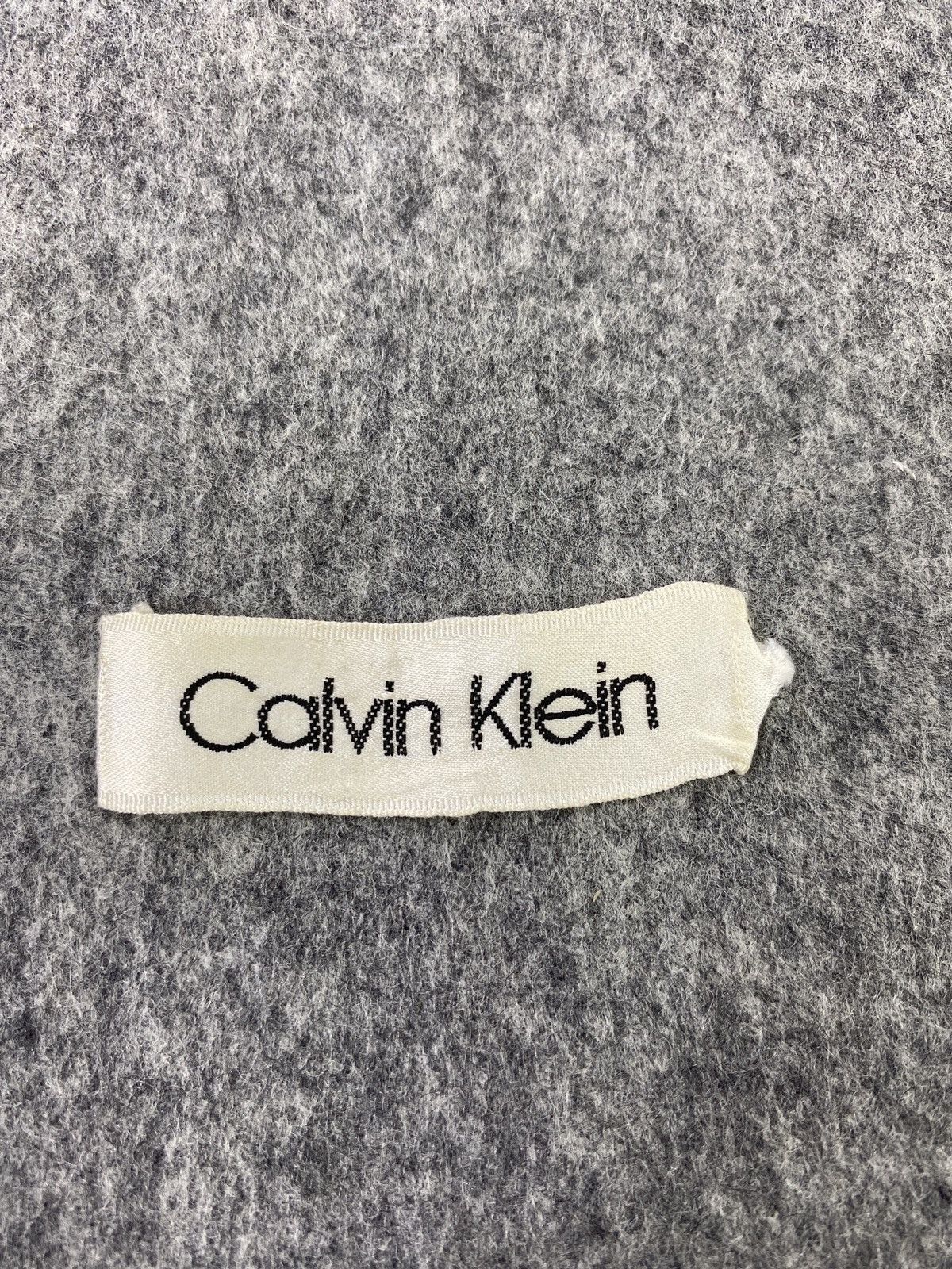 Calvin Klein Calvin Klein Scarf / Muffler / Neckwear -T583 Size ONE SIZE - 5 Thumbnail