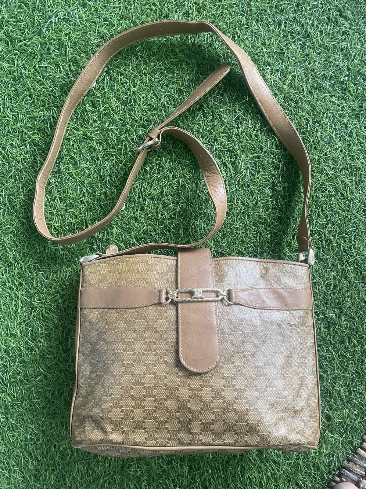 Celine Authentic vintage CELINE Shoulder bag Size ONE SIZE - 1 Thumbnail