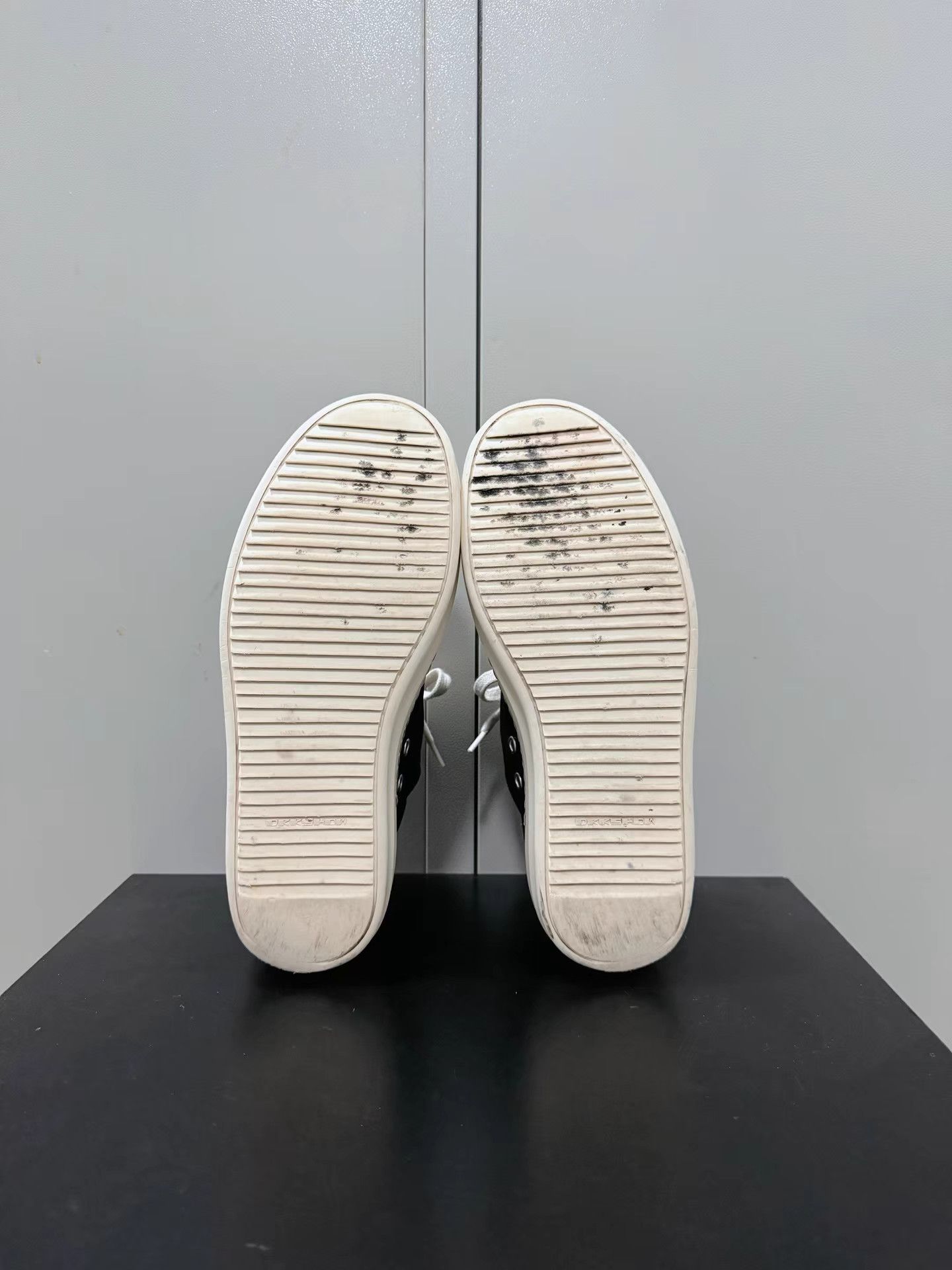 Rick Owens Drkshdw Rick Owens Drkshdw waxed canvas Converse high-top sneakers Size US 7 / EU 40 - 4 Thumbnail