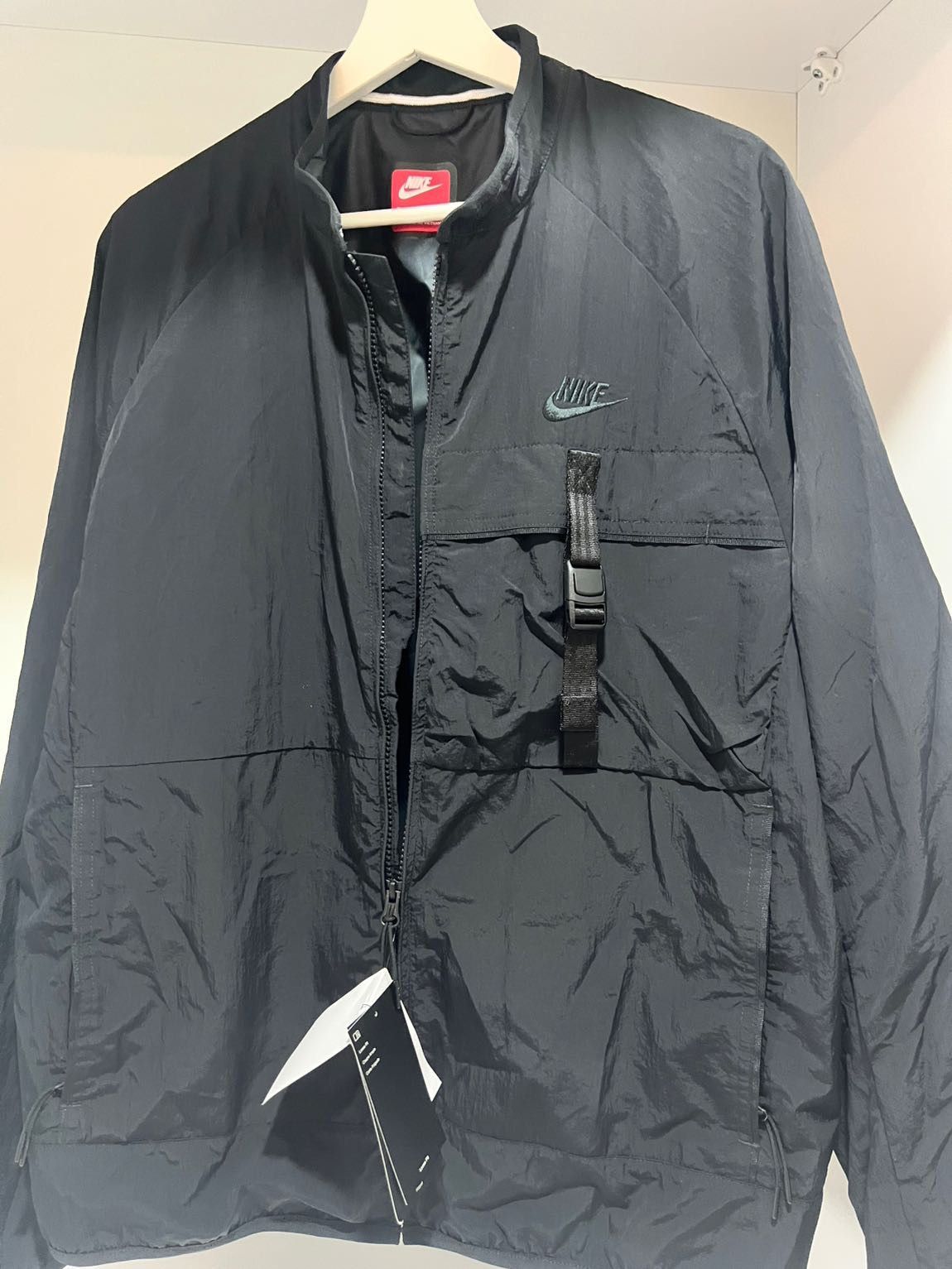 Nike NIKE TECH WOVEN JACKET with Buckle Detail Size US M / EU 48-50 / 2 - 1 Thumbnail