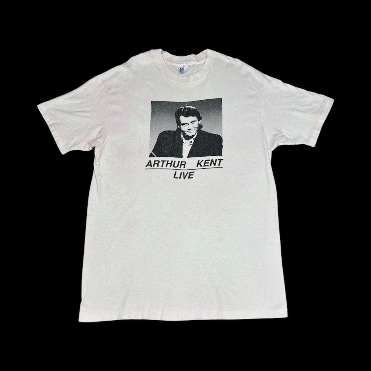 Vintage Vintage 90’s Athur Kent Live T-shirt With Classic Tv Host Size US XL / EU 56 / 4 - 1 Thumbnail