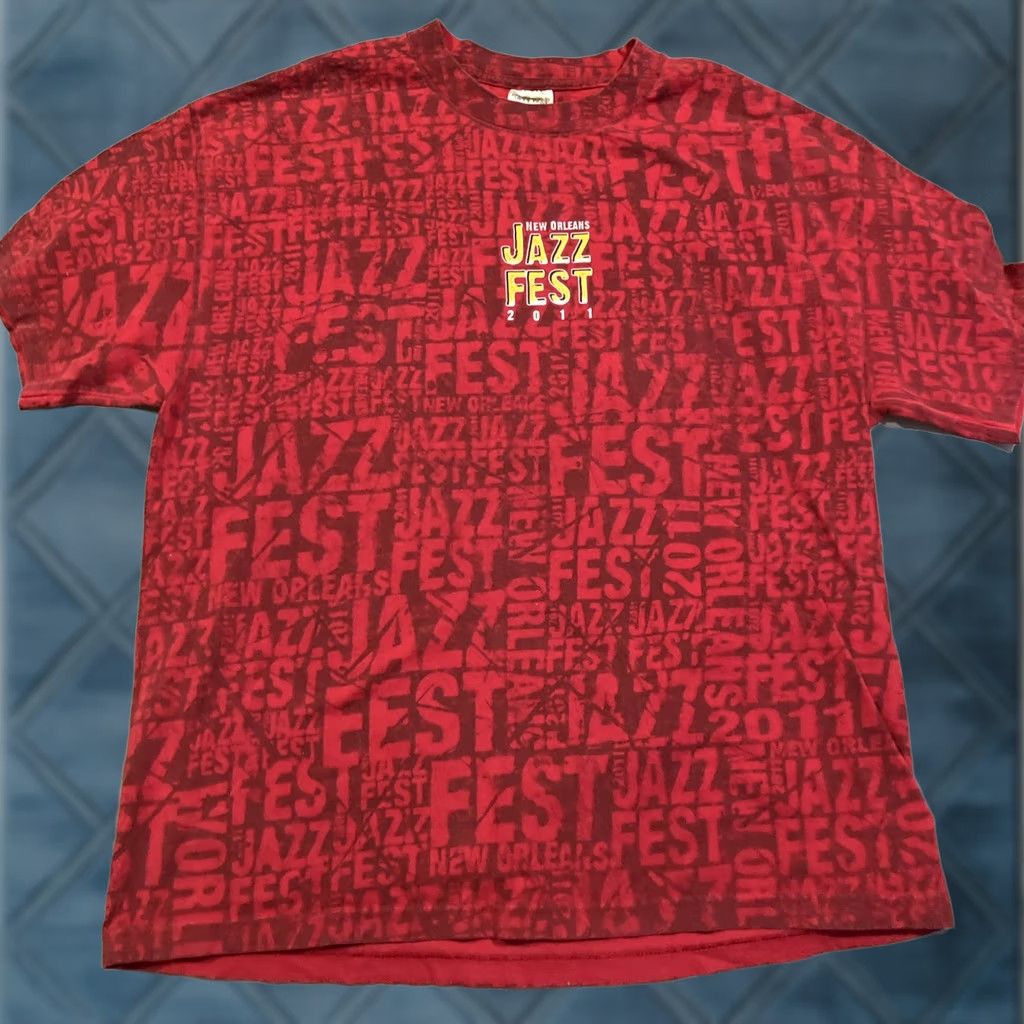 Vintage VINTAGE New Orleans Jazz Fest T-Shirt XL Red All Over Print Lobster Playing Piano 2011 Mens Shirt Size US XL / EU 56 / 4 - 1 Thumbnail