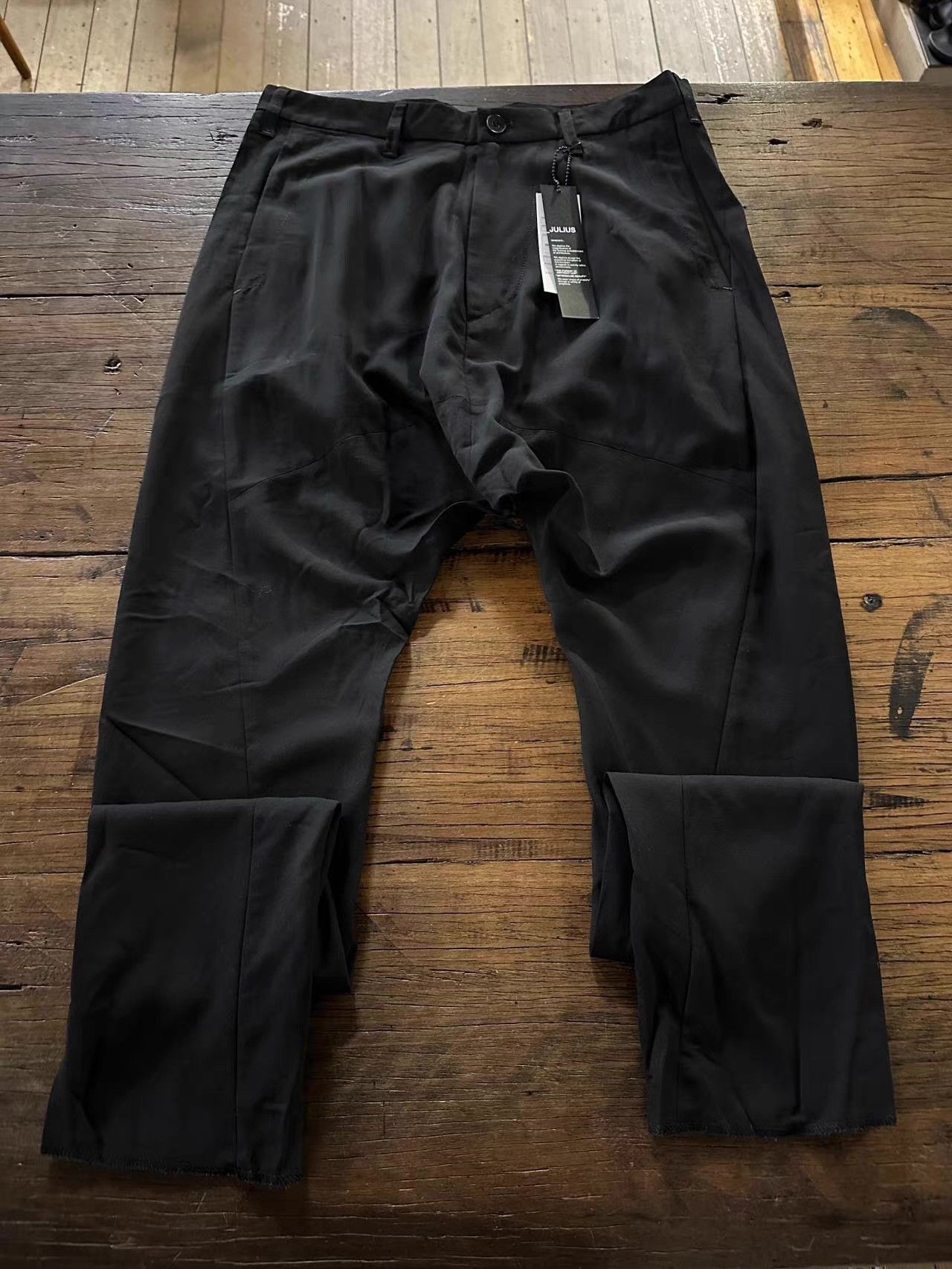 Julius JULIUS 16FW Pre Black Sabre Pants Ｑ25 Size US 32 / EU 48 - 1 Thumbnail