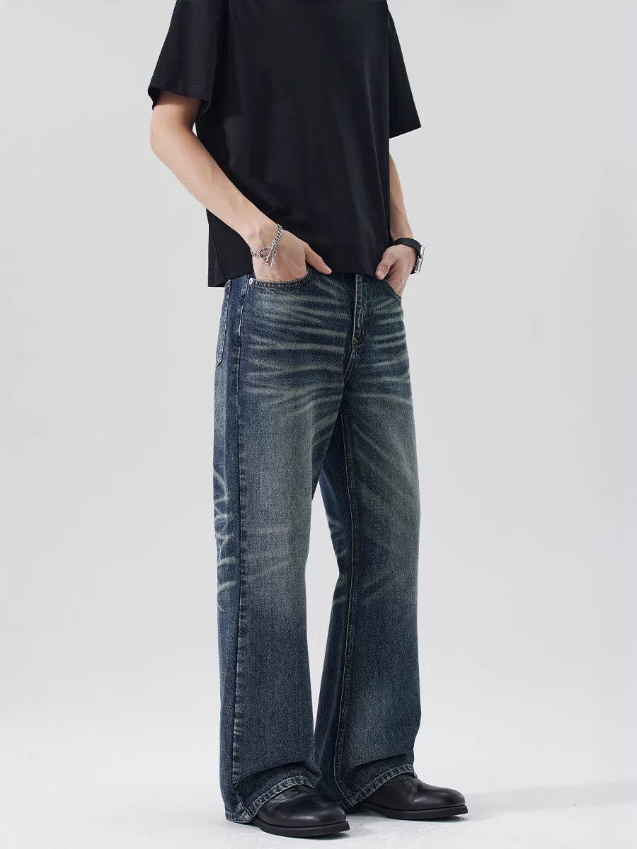 Vintage Men's washed distressed whiskered loose flared jeans Size US 32 / EU 48 - 4 Thumbnail
