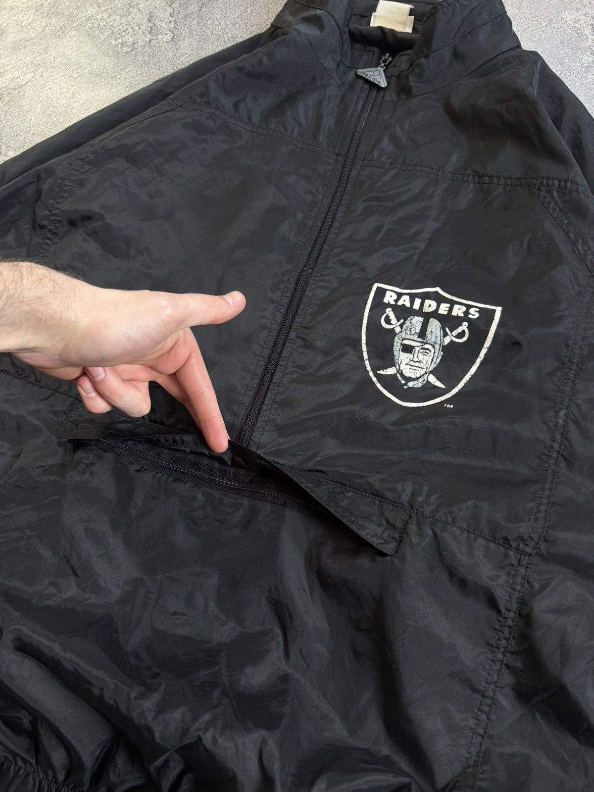 Apex One Raiders Oakland Apex One NFL light jacket anorak bomber 90s Size US XL / EU 56 / 4 - 8 Thumbnail