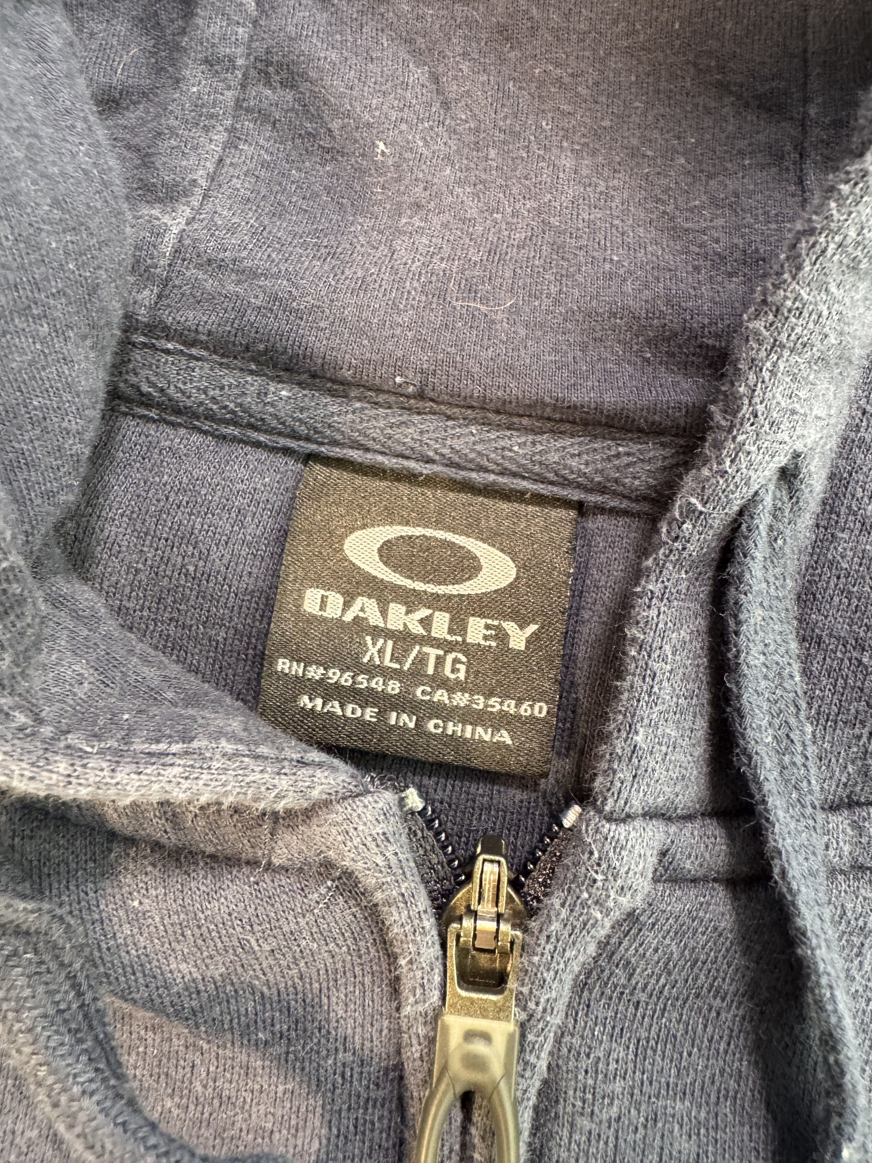 Oakley Oakley Vintage Embroidery Hoodie Zip Up Size US XL / EU 56 / 4 - 5 Thumbnail