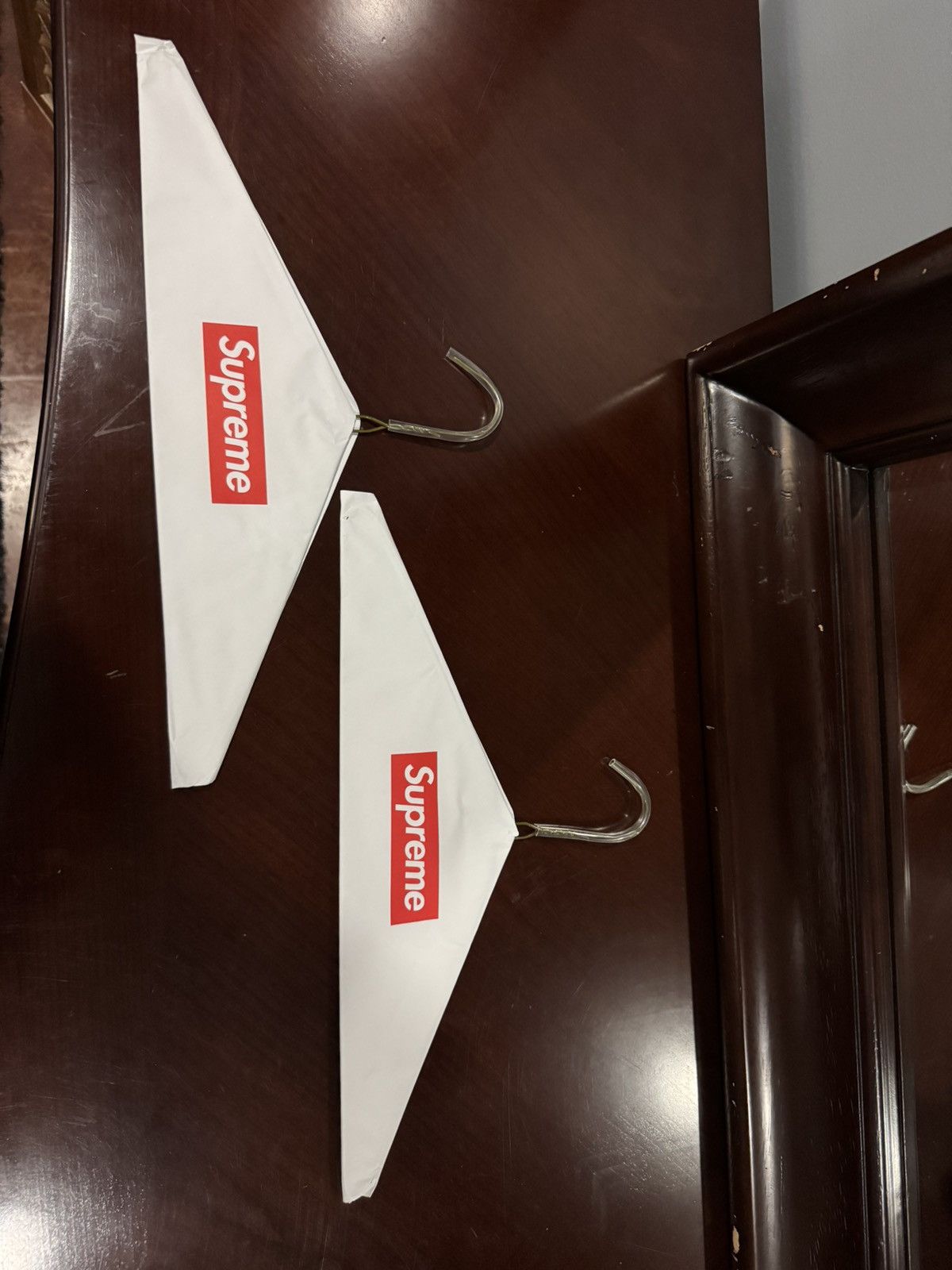 Supreme Supreme (clothing hangers) Size ONE SIZE - 1 Thumbnail