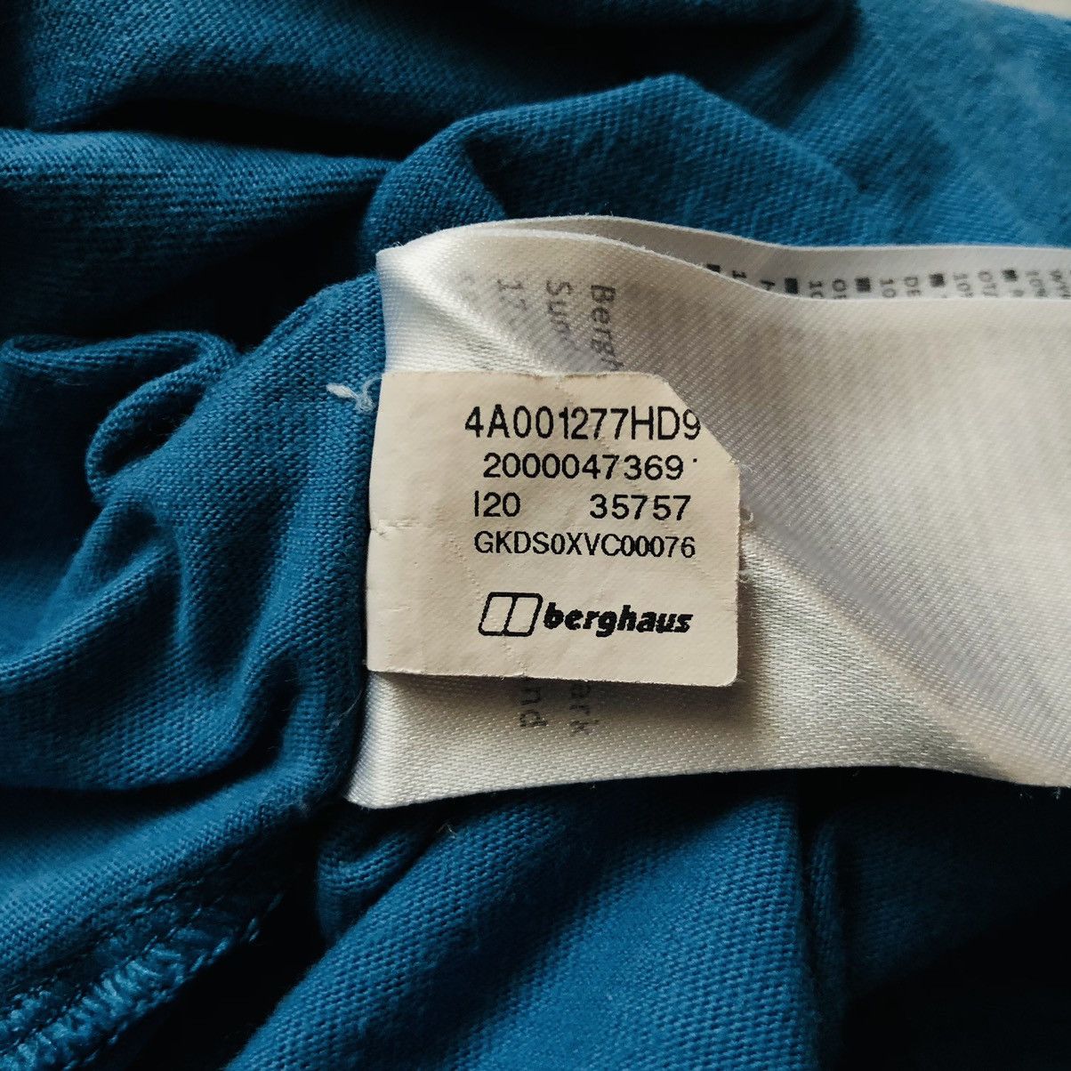 Berghaus Berghaus blue Chest Printed Logo T-shirt Tee mountain Size US L / EU 52-54 / 3 - 7 Thumbnail