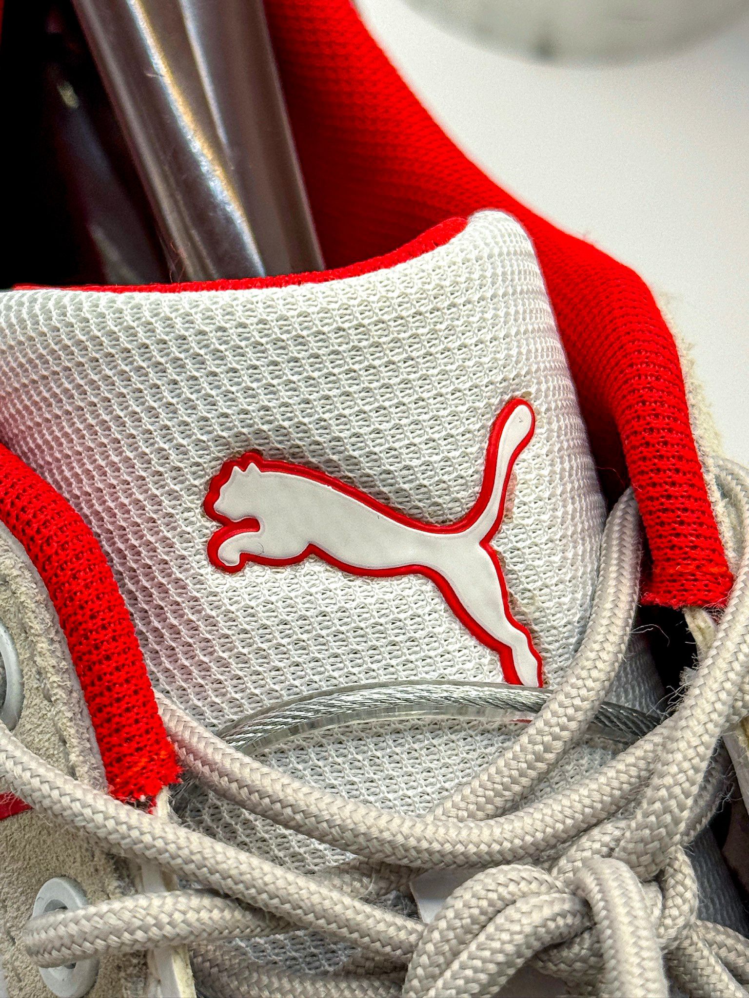 Ferrari × Puma Puma Ferrari R-Cat Machina White Red Sneakers Size US 9.5 / EU 42-43 - 13 Thumbnail