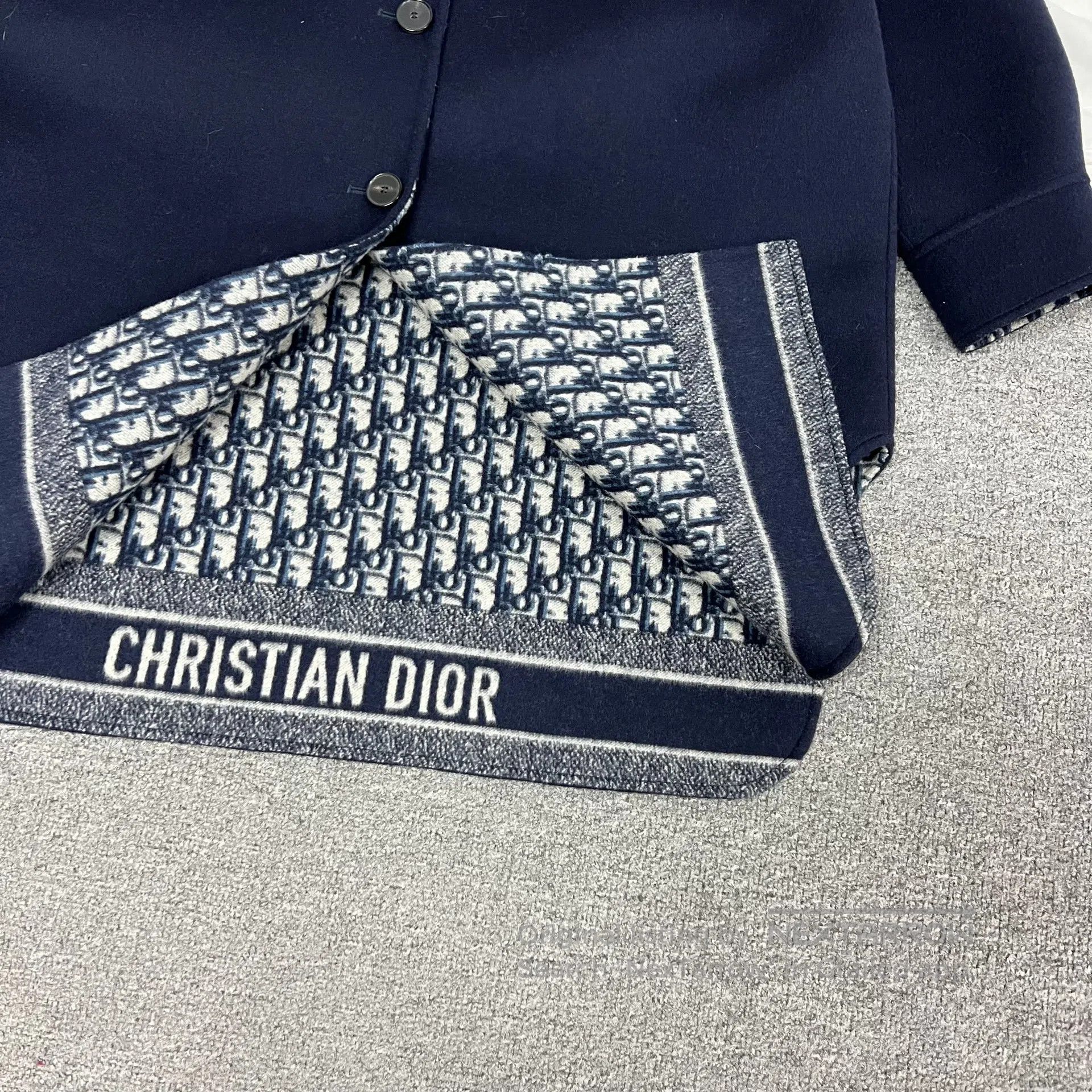 Dior Dior Blue-cerulean cashmere coat| Size US M / EU 48-50 / 2 - 3 Thumbnail
