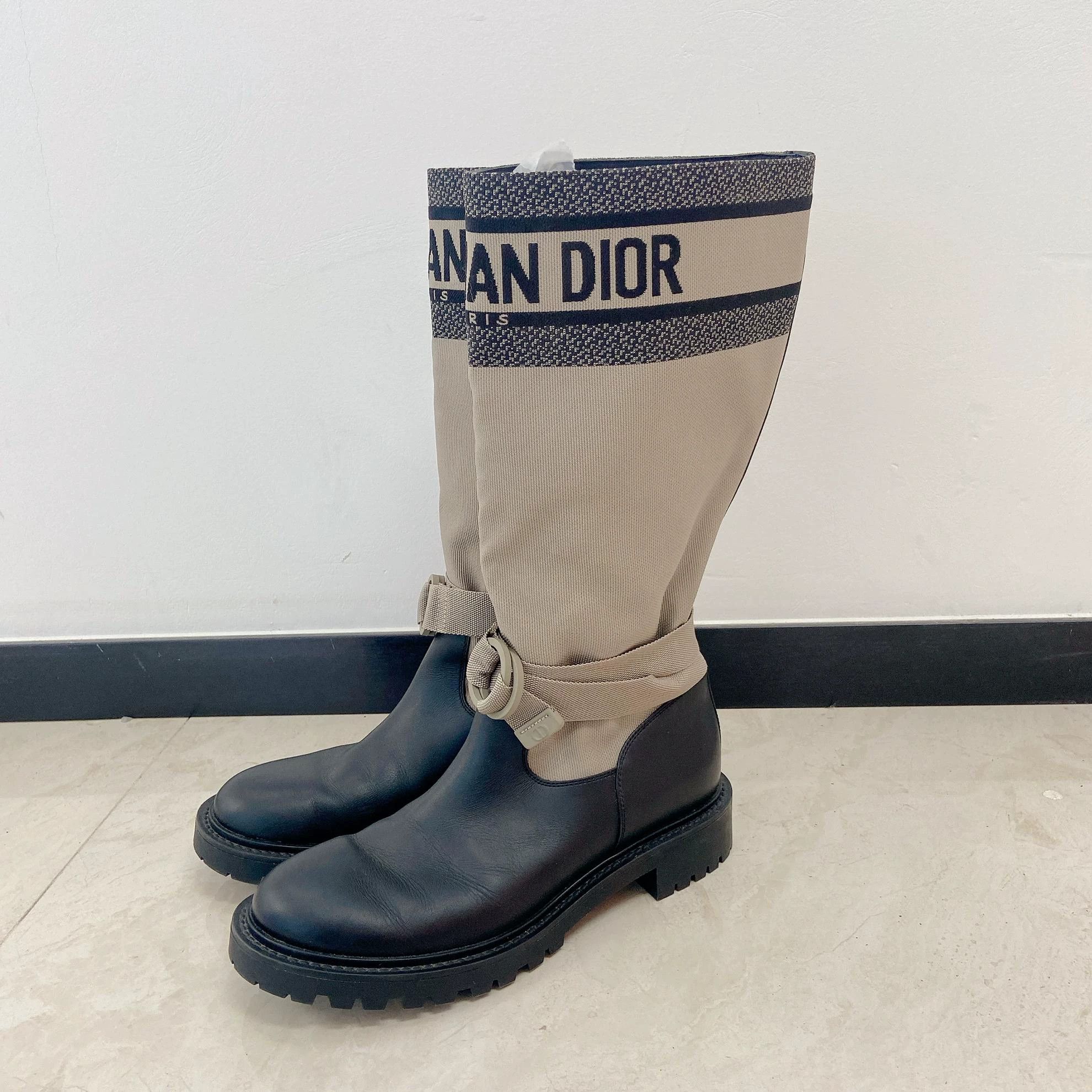 Dior Christian Dior Khaki Knight Mid-Calf Boot 39 1774 Size US 8.5 / IT 38.5 - 1 Thumbnail