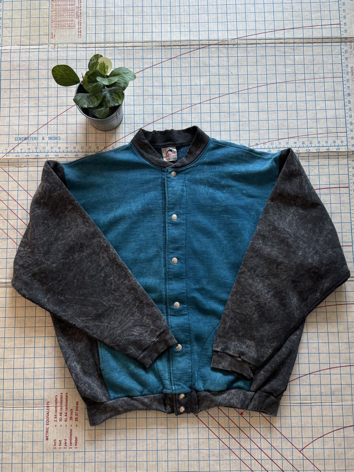 Vintage Vintage Harlequin Graphics Wolf Graphic Cotton Bomber Jacket Size US XL / EU 56 / 4 - 10 Thumbnail