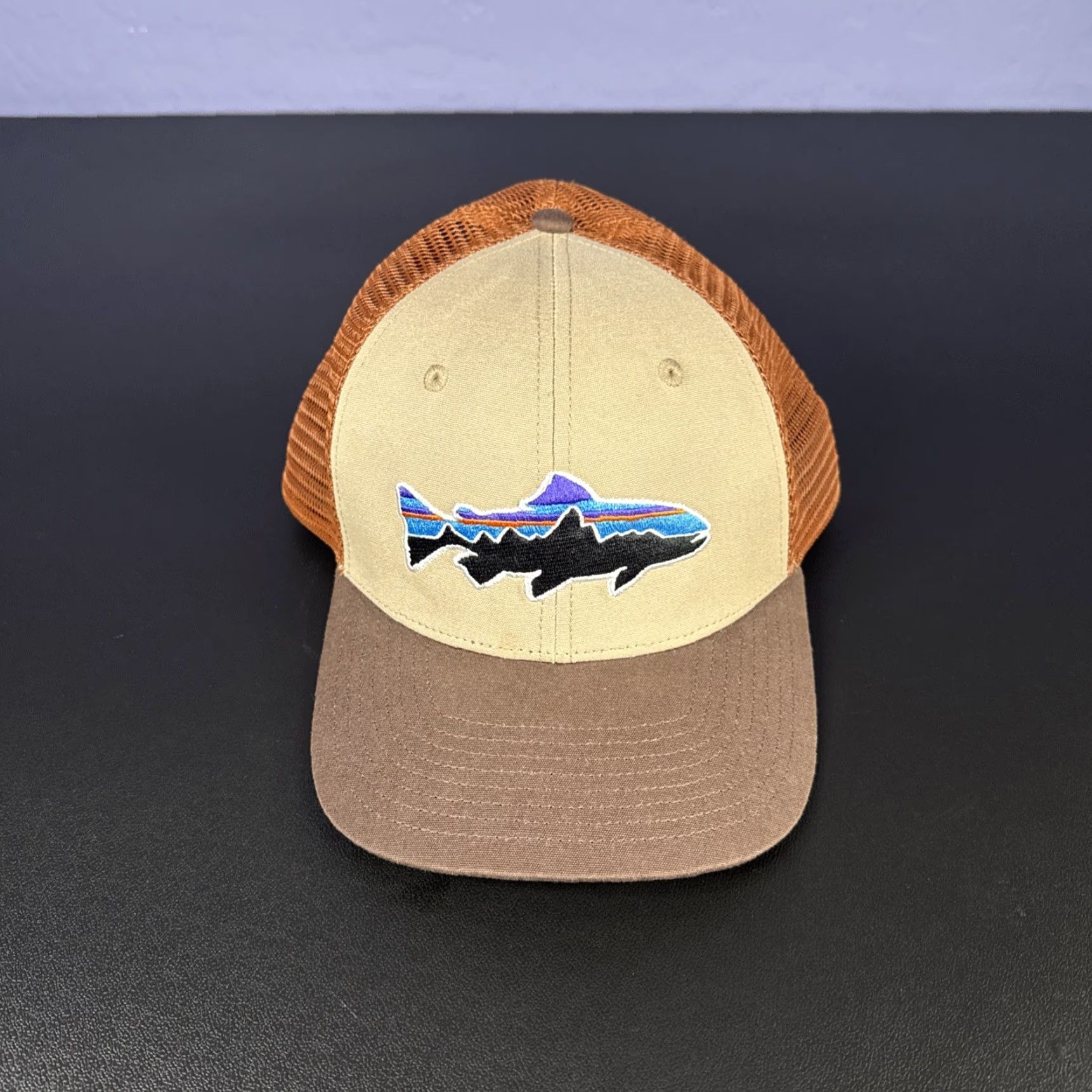 Patagonia Patagonia Fish Logo SnapBack Trucker Dad Hat Cap Brown Tan Men’s Adult One Size Mens Brown Tan Fish Logo SnapBack Trucker Dad Hat Cap Size ONE SIZE - 2 Thumbnail