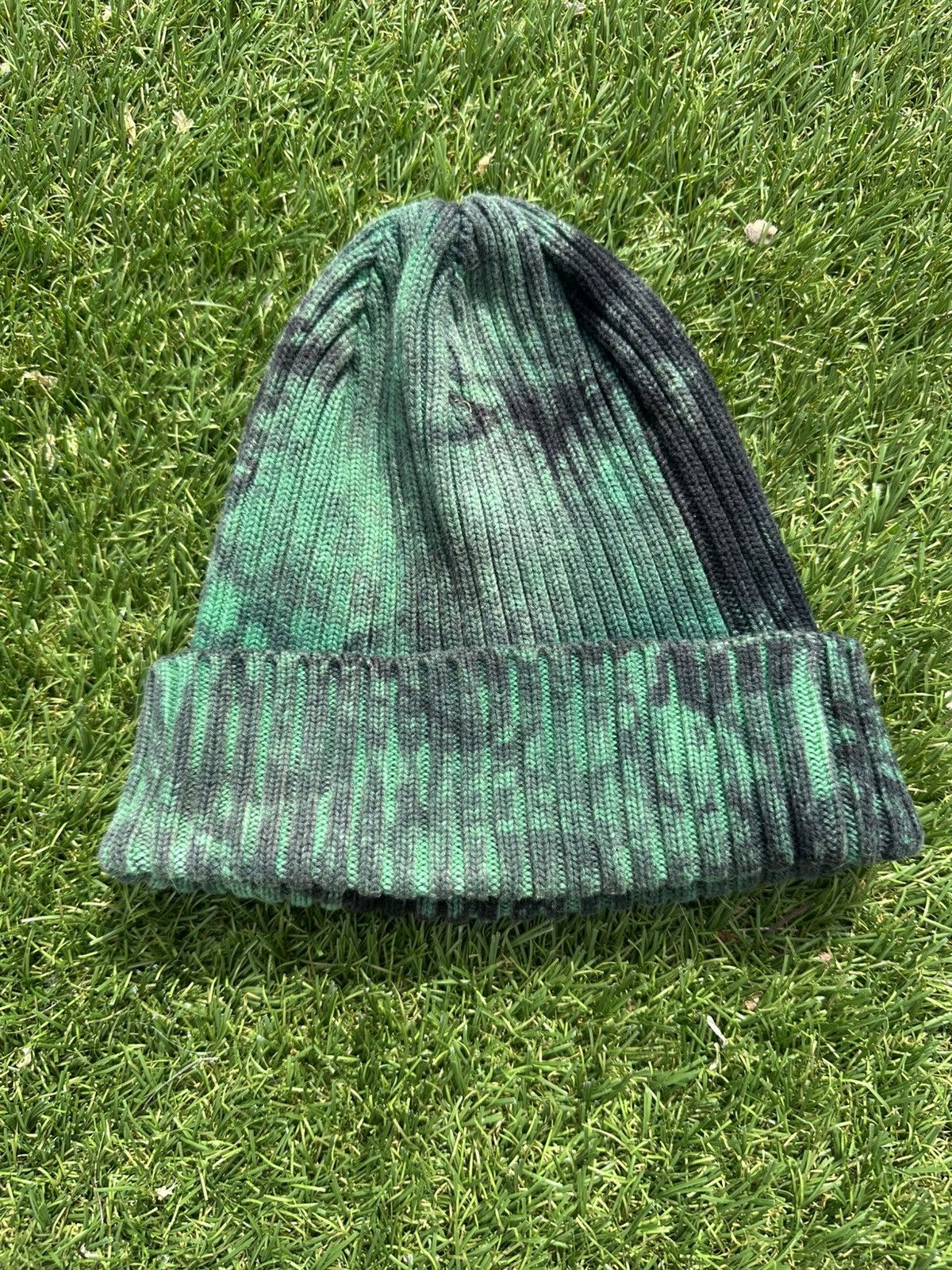 Supreme Supreme Green Beanie – Clean Streetwear Essential Size ONE SIZE - 2 Thumbnail