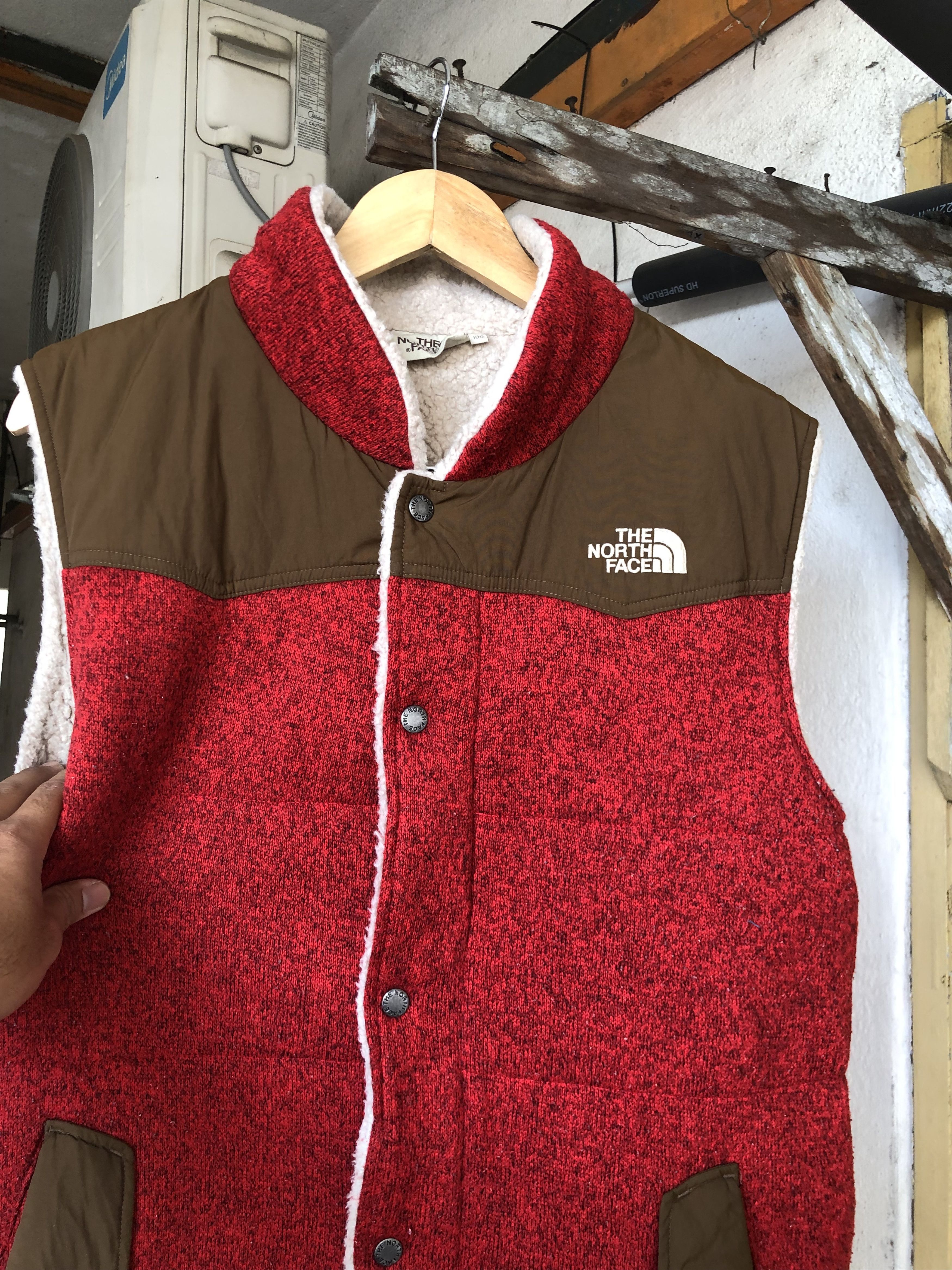 The North Face The North Face Knit Padded Vest Jacket Size US L / EU 52-54 / 3 - 8 Thumbnail