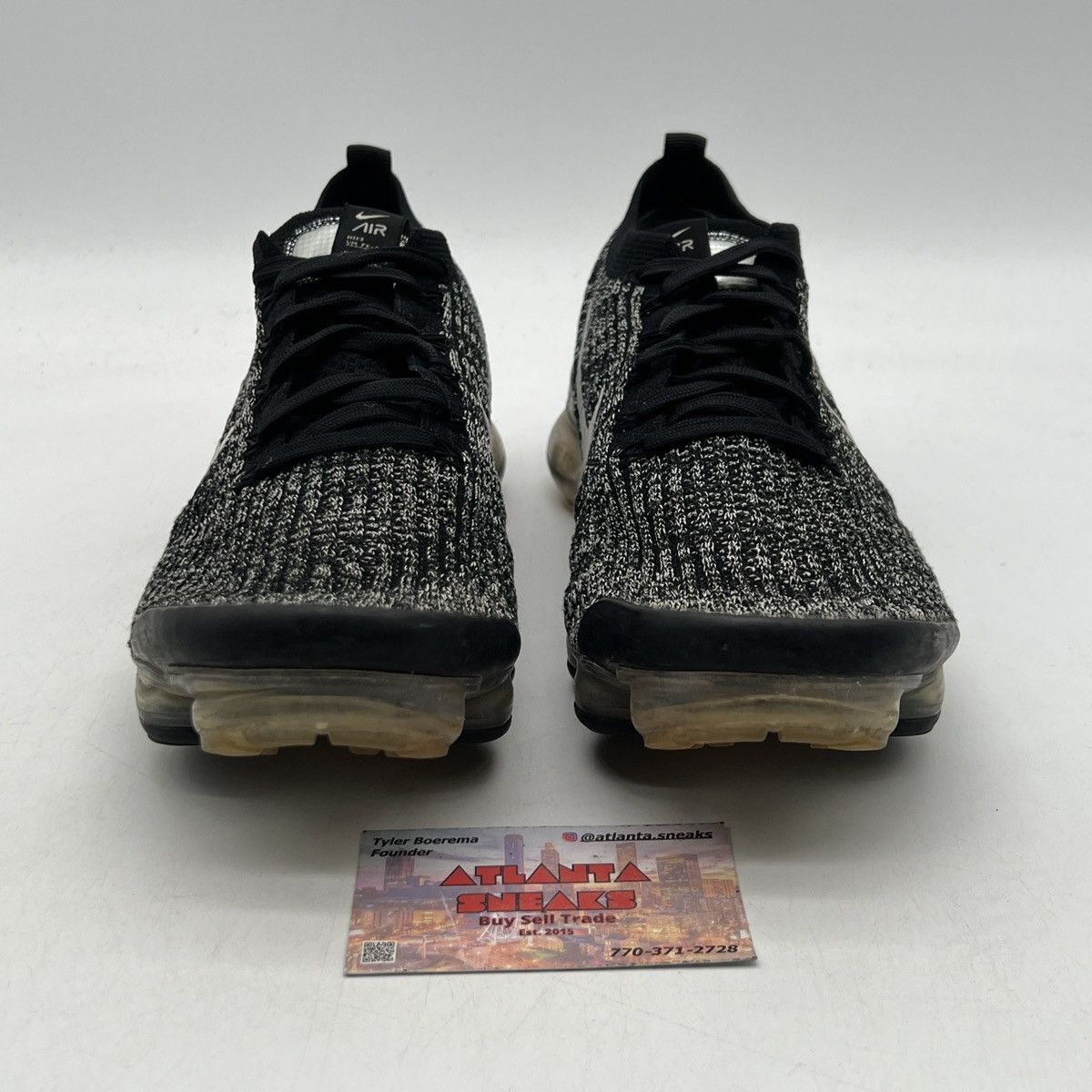 Nike Air VaporMax Flyknit 3 Oreo Size US 10.5 / EU 43-44 - 2 Thumbnail