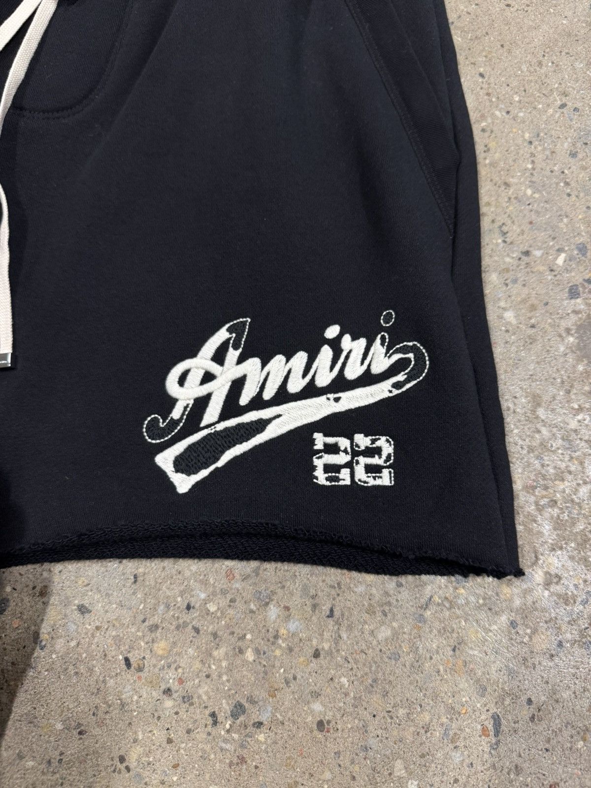 Amiri Amiri 22 Embroidery Sweatshorts NEW 1000$ Size US 32 / EU 48 - 2 Thumbnail