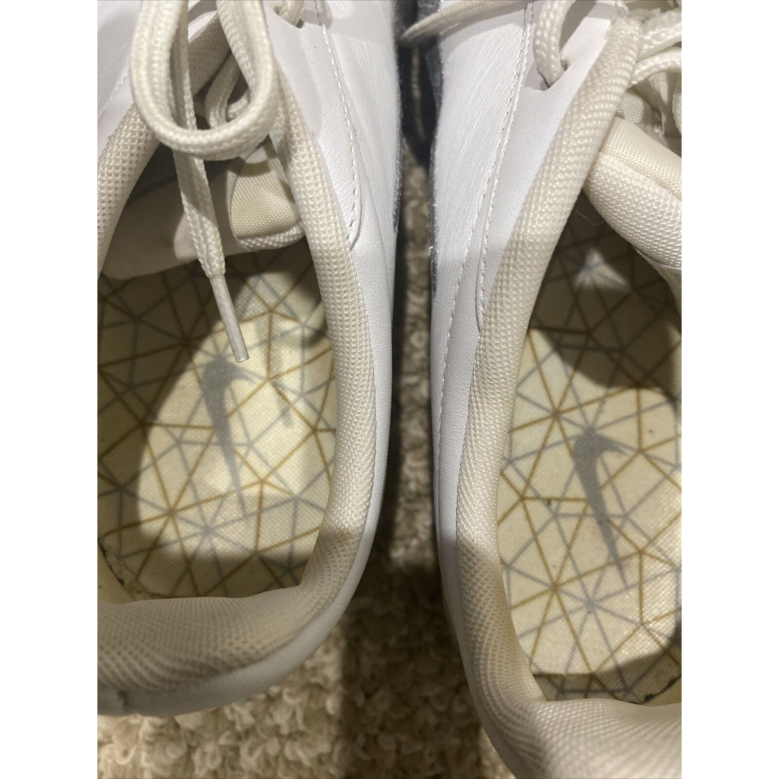 Nike Nike WMN 8 Turf Flats Athletic Running Shoes314048-103 White Size US 8 / IT 38 - 9 Thumbnail