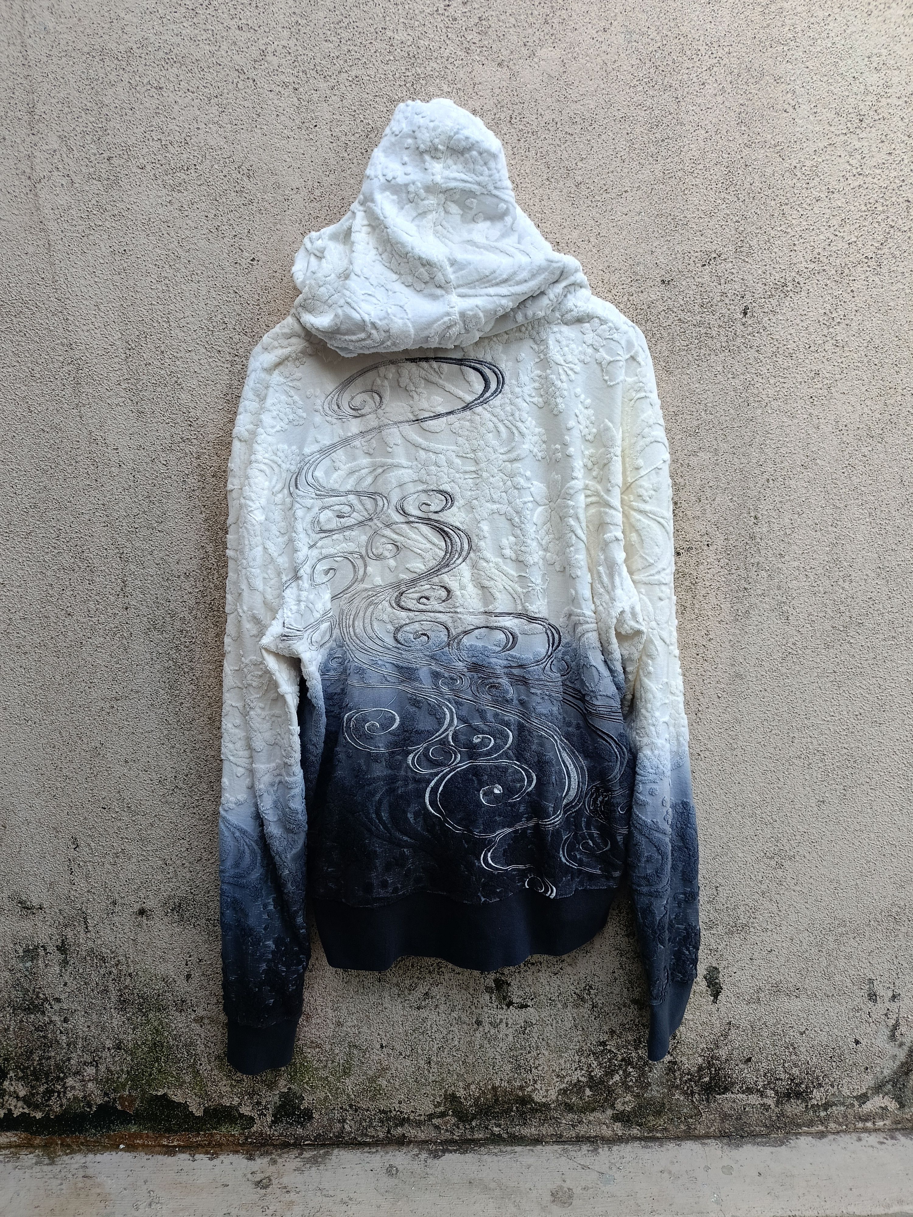 Japanese Brand KARAKURI TAMASHII JAPANESE MOTIF DESIGN ZIPPER HOODIE Size US M / EU 48-50 / 2 - 3 Thumbnail