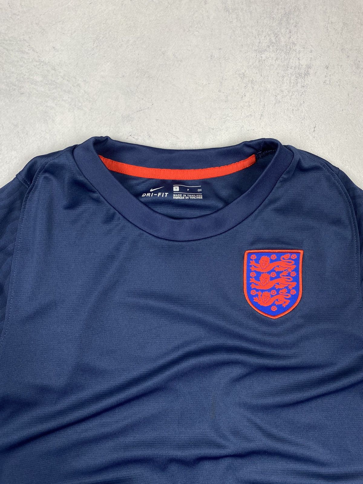 Nike Nike England National Team Pre Match Training Soccer Jersey Size US S / EU 44-46 / 1 - 5 Thumbnail