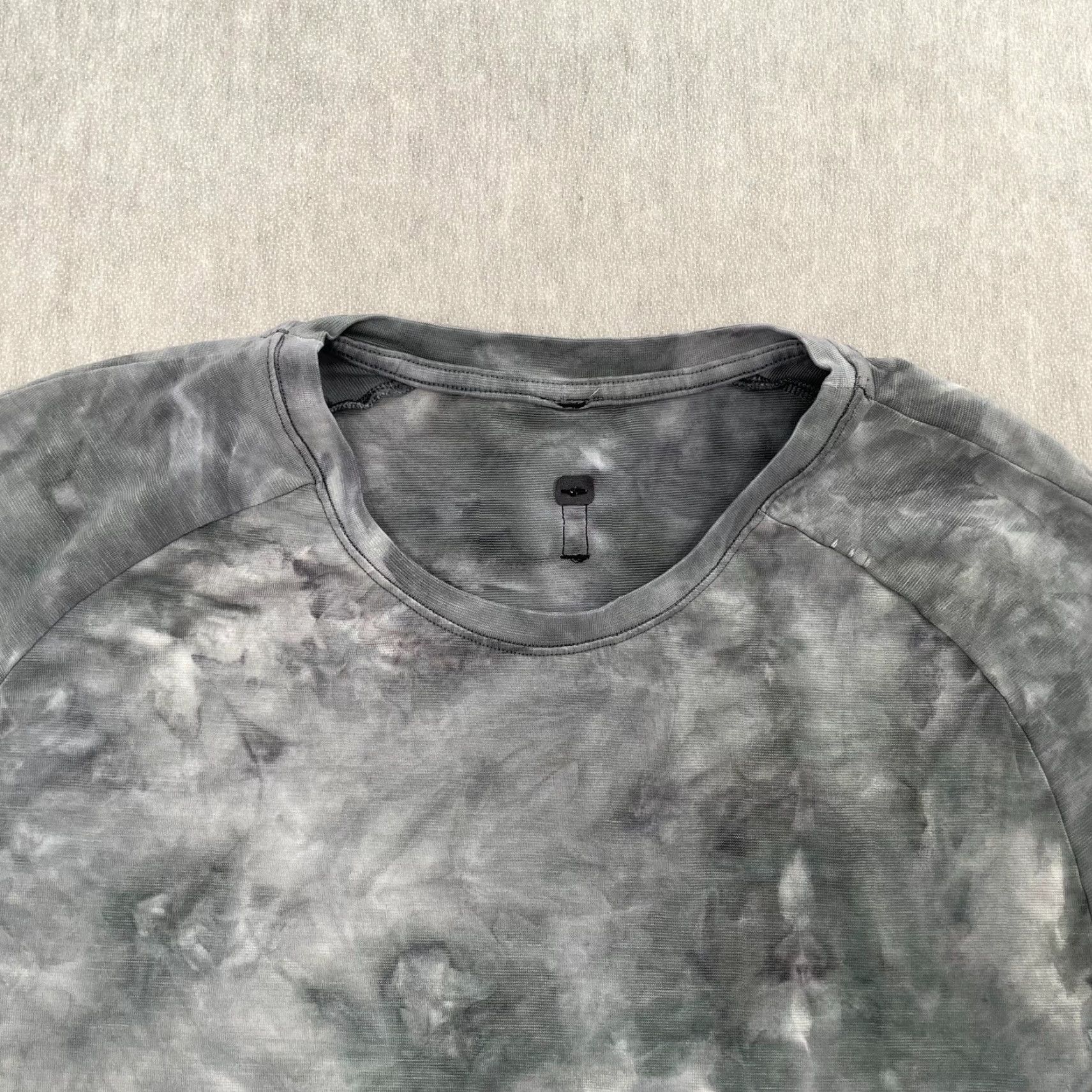 Lululemon Lululemon Shirt Adult Medium Diamond Dye Blue Gray Always Agile Short Sleeve Men Size US M / EU 48-50 / 2 - 3 Thumbnail